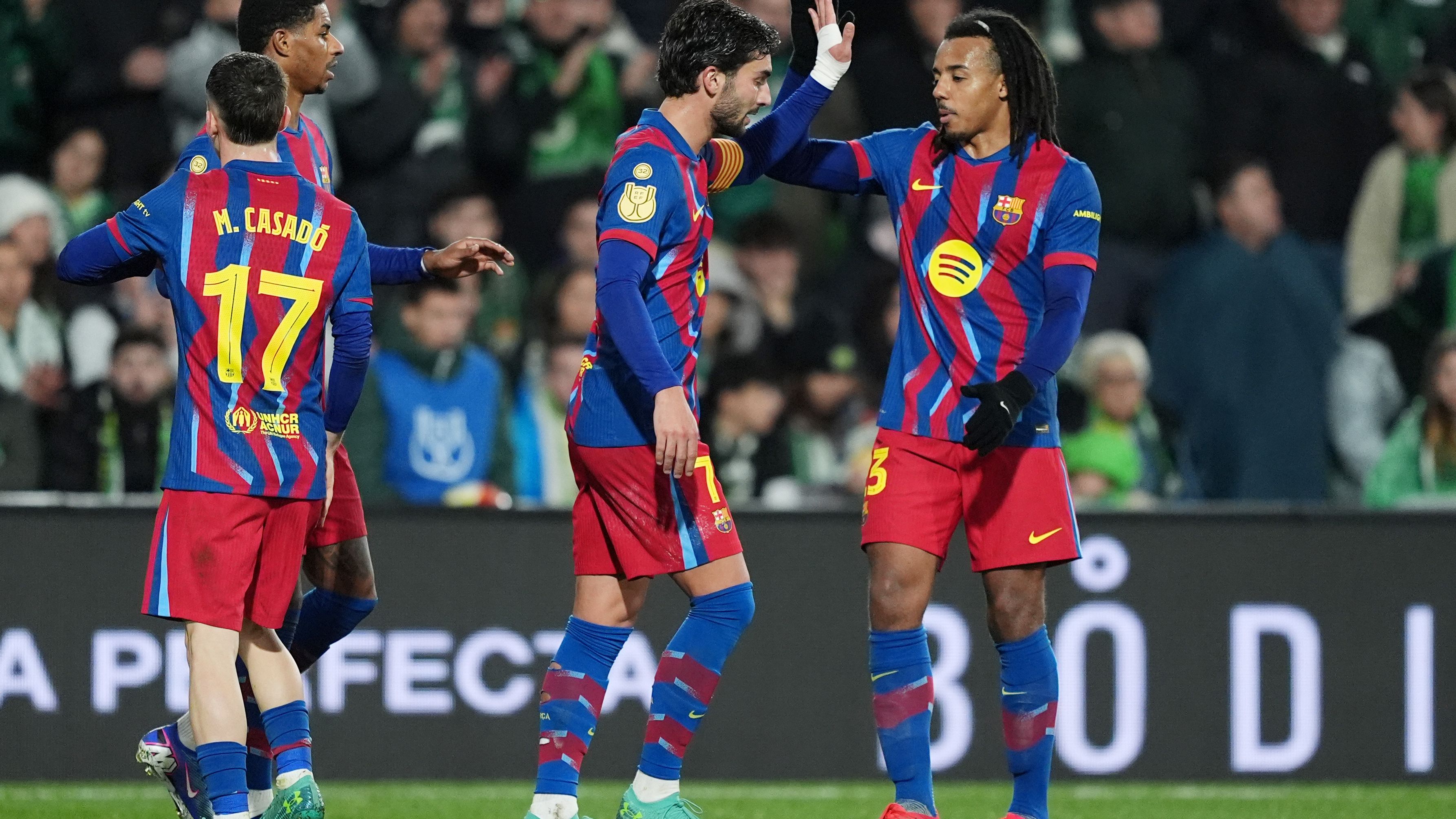 Racing de Santander v FC Barcelona - Copa del Rey