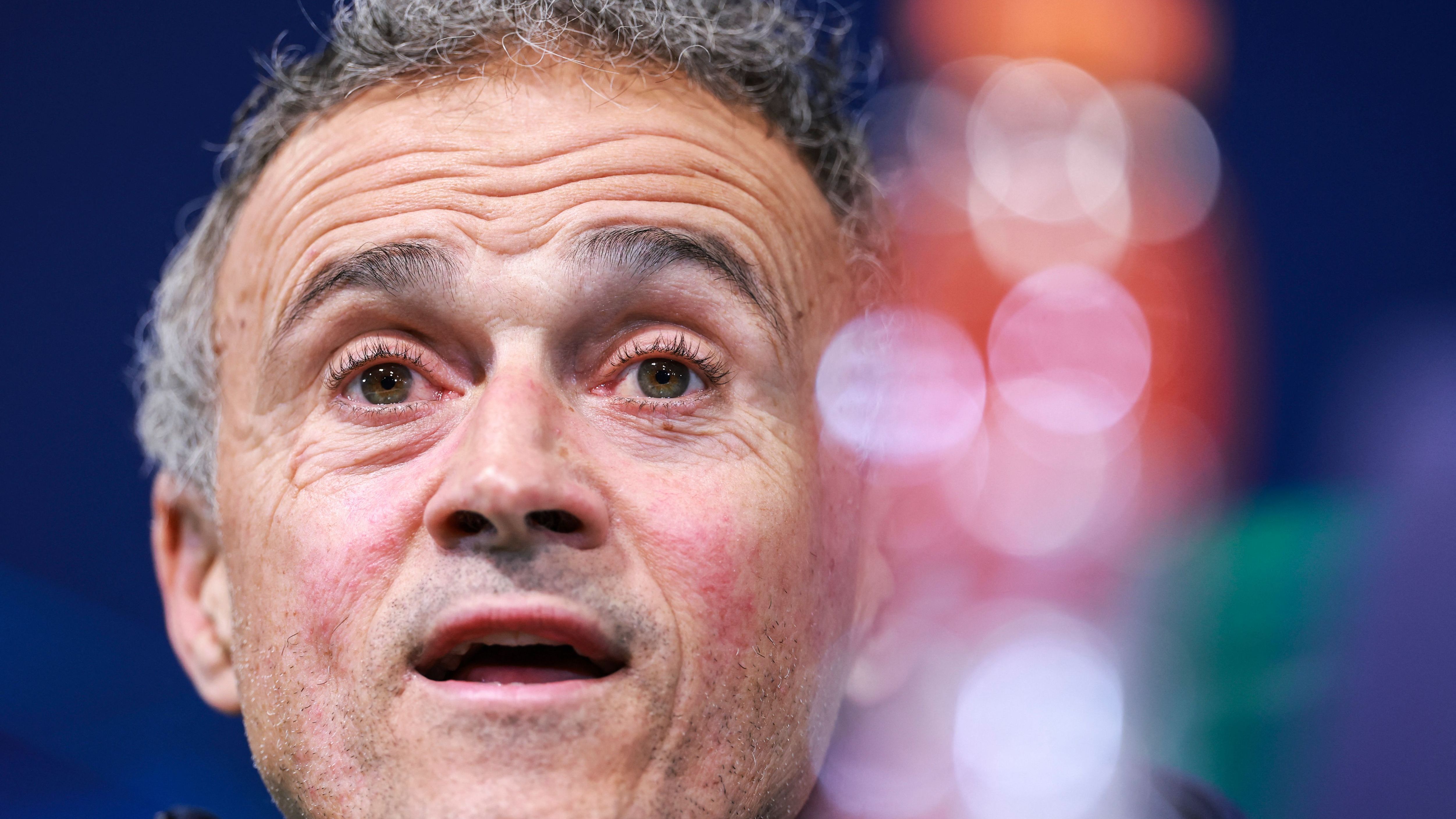 FBL-EUR-C1-PARIS SG-PRESSER