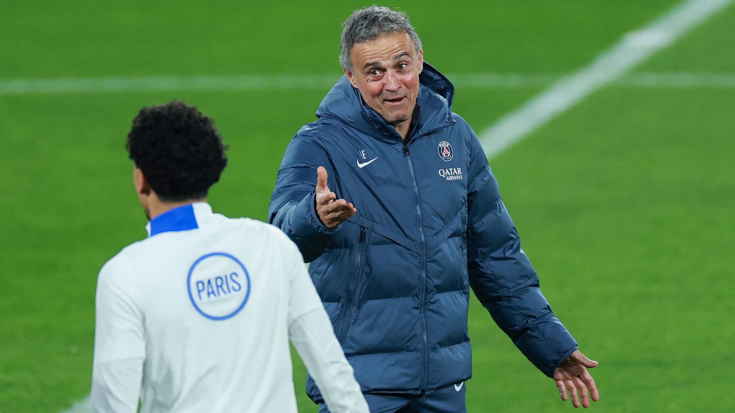 Drew Fernandez signs with Paris Saint-Germain and Enrique's playful welcome