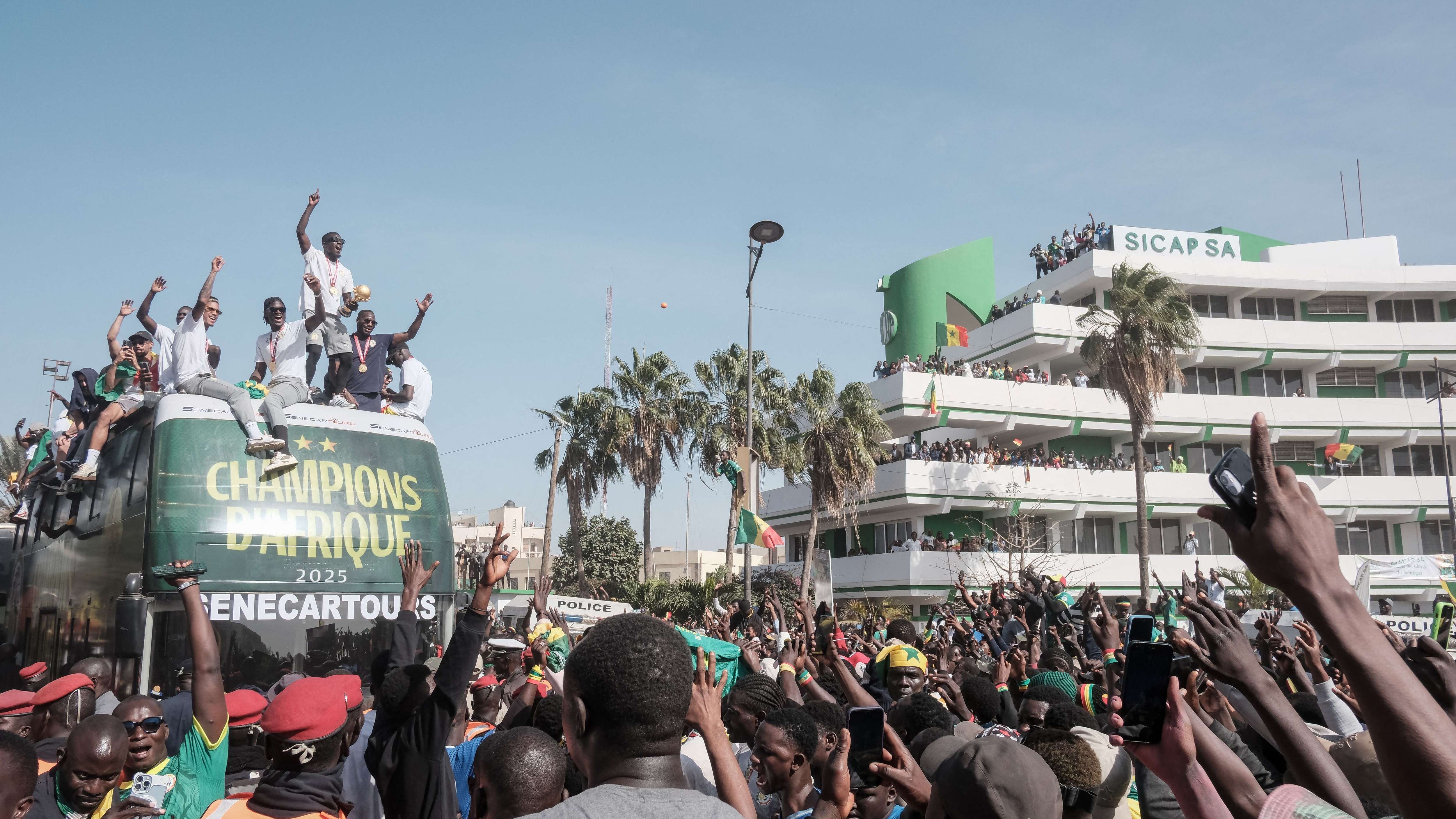 FBL-AFR-2025-SEN-MAR-TROPHY-PARADE
