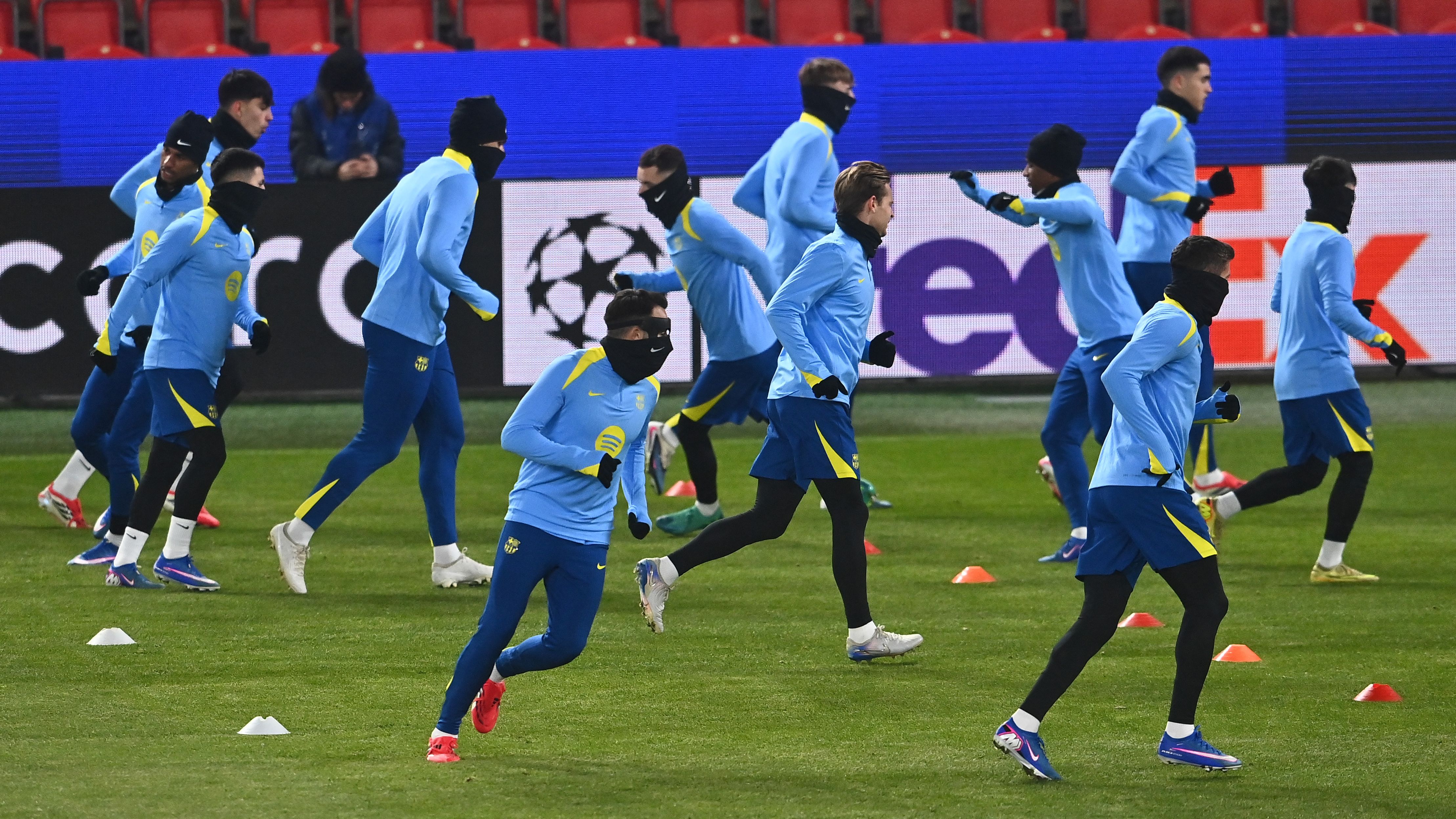 Marc Casado transfer between Barcelona and Atlético Madrid in January 2026