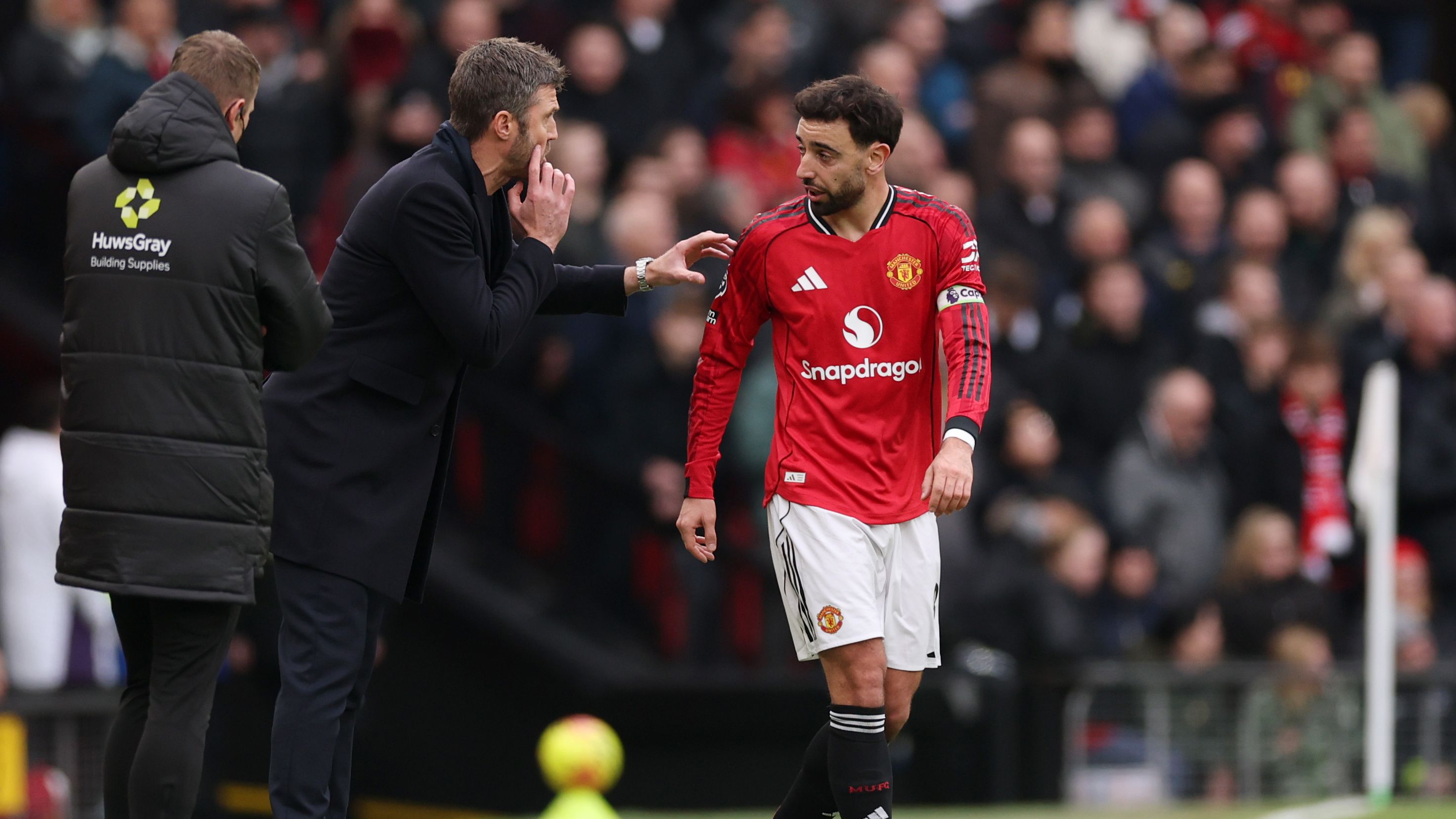 Bruno Fernandes praises Carrick at Old Trafford 2-0 Tottenham
