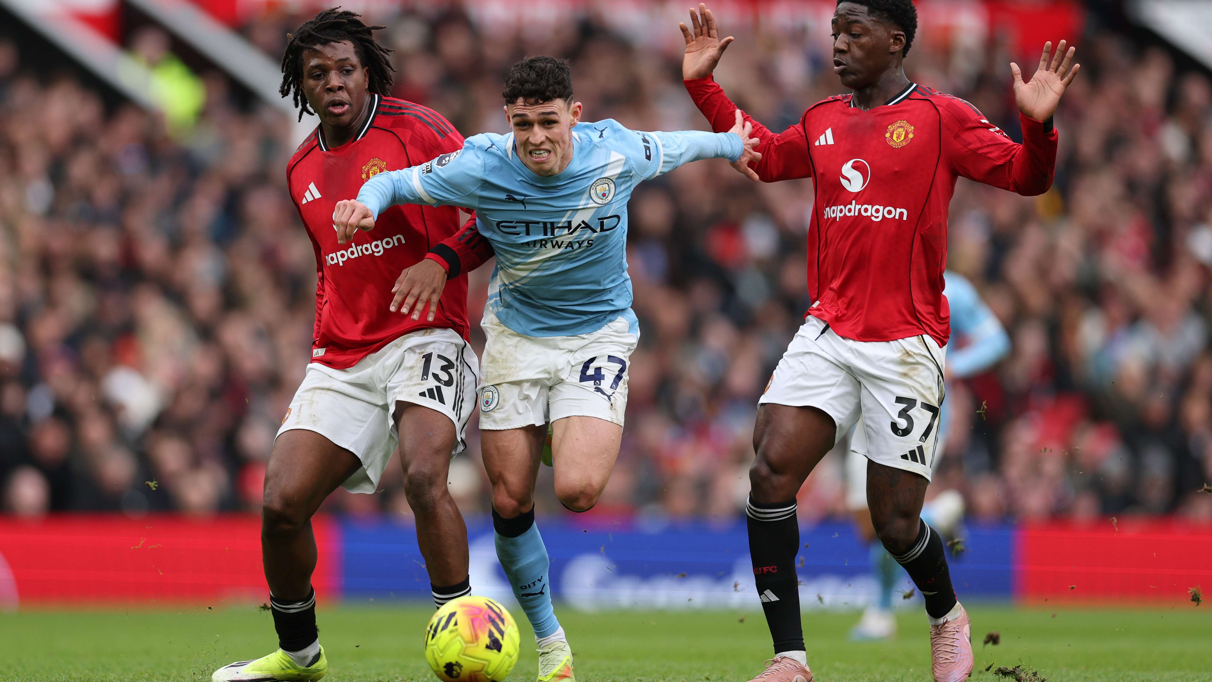 Manchester United v Manchester City - Premier League