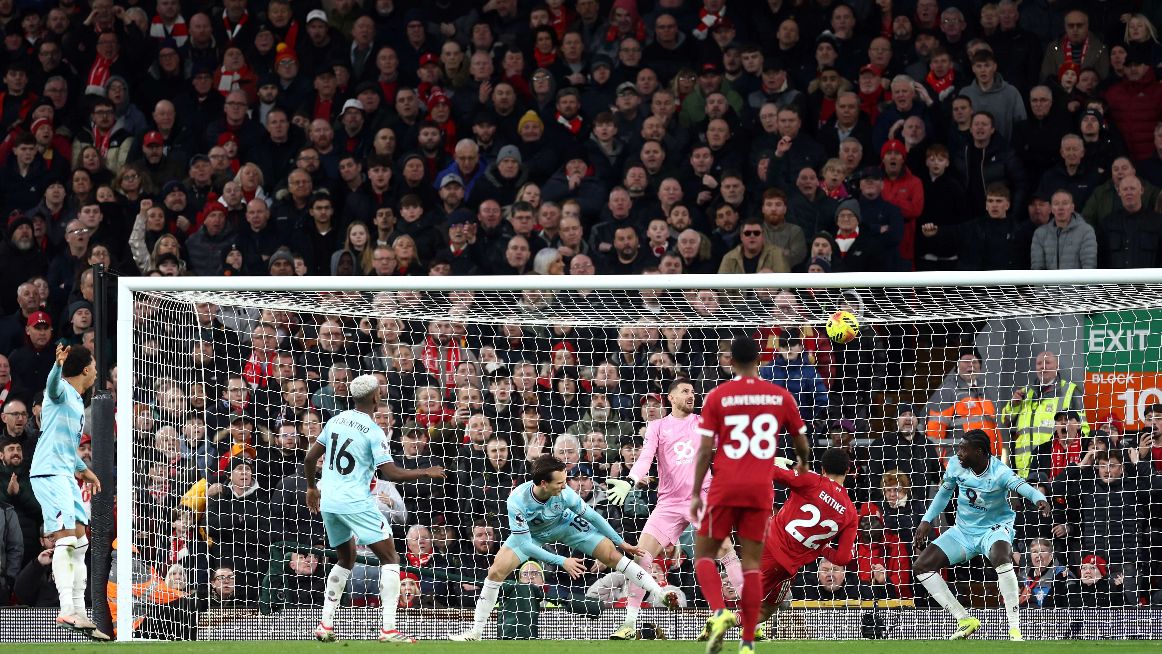 Liverpool v Burnley - Premier League