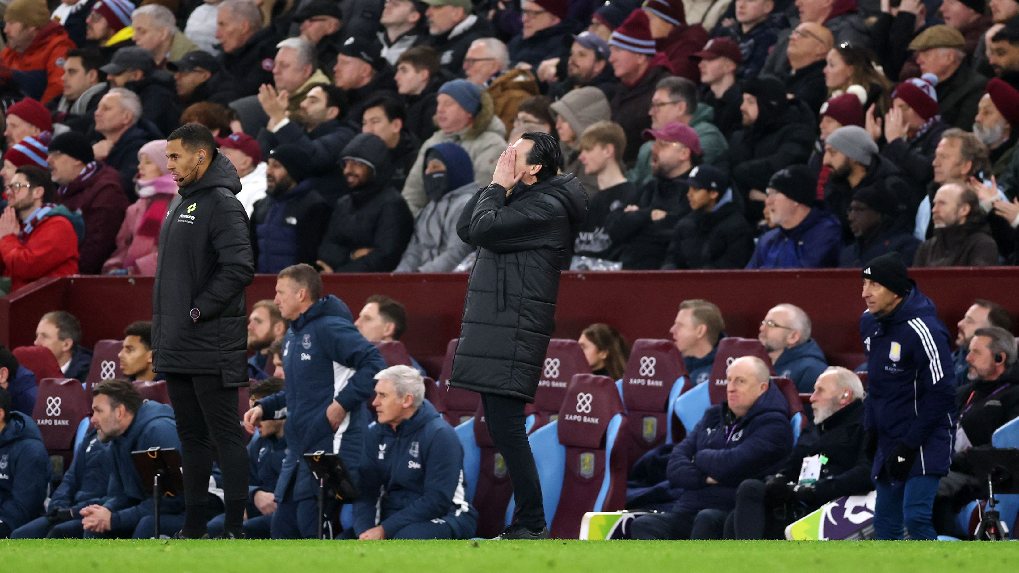 Aston Villa v Everton - Premier League