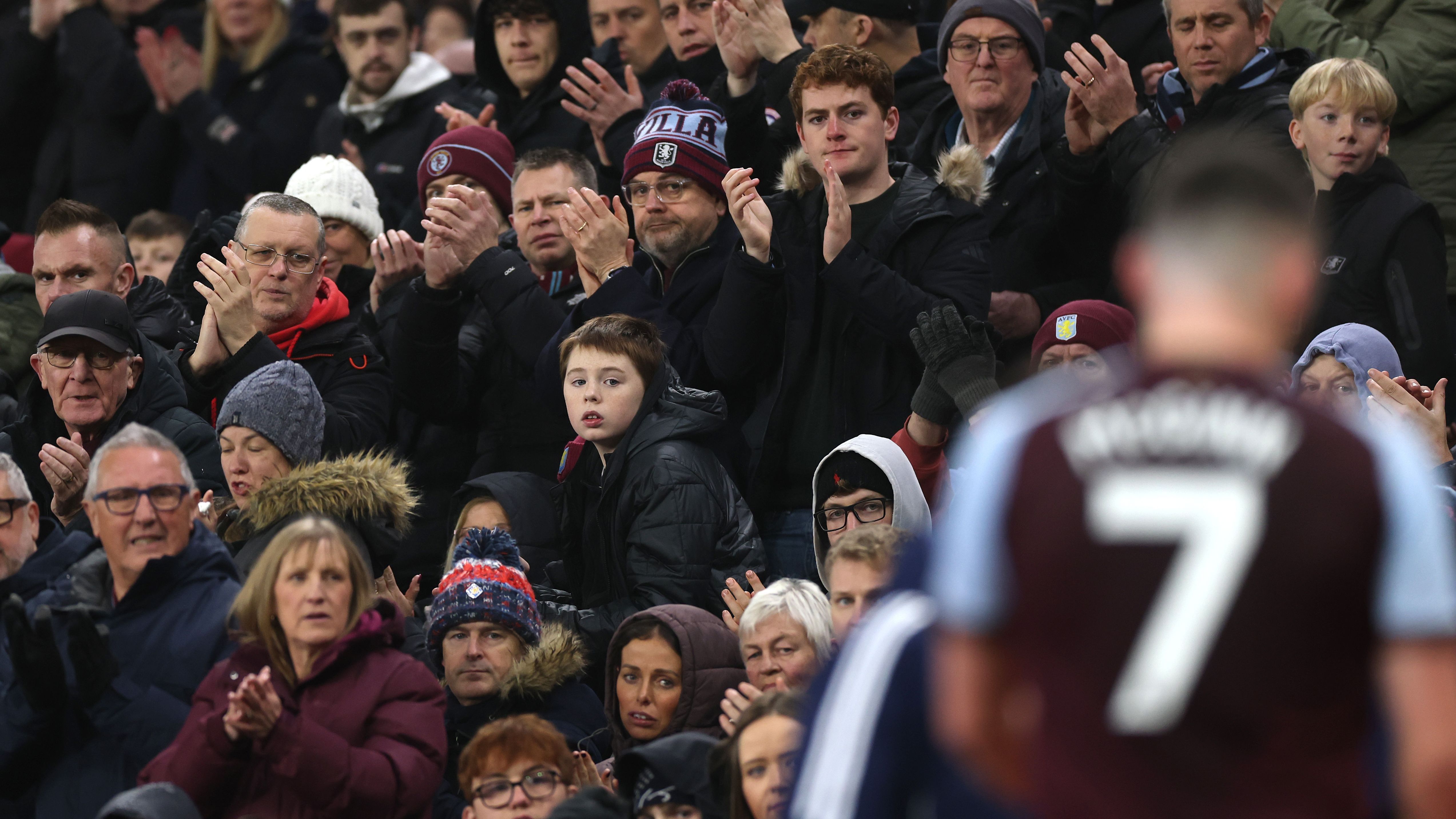 Aston Villa v Everton - Premier League