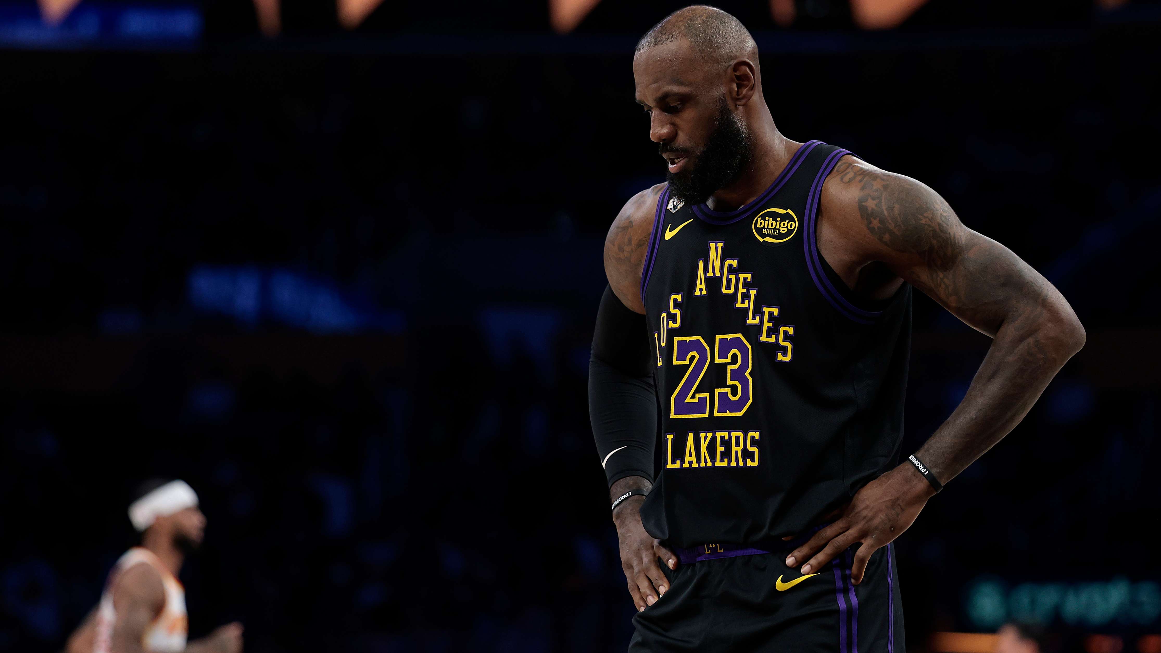 Atlanta Hawks v Los Angeles Lakers
