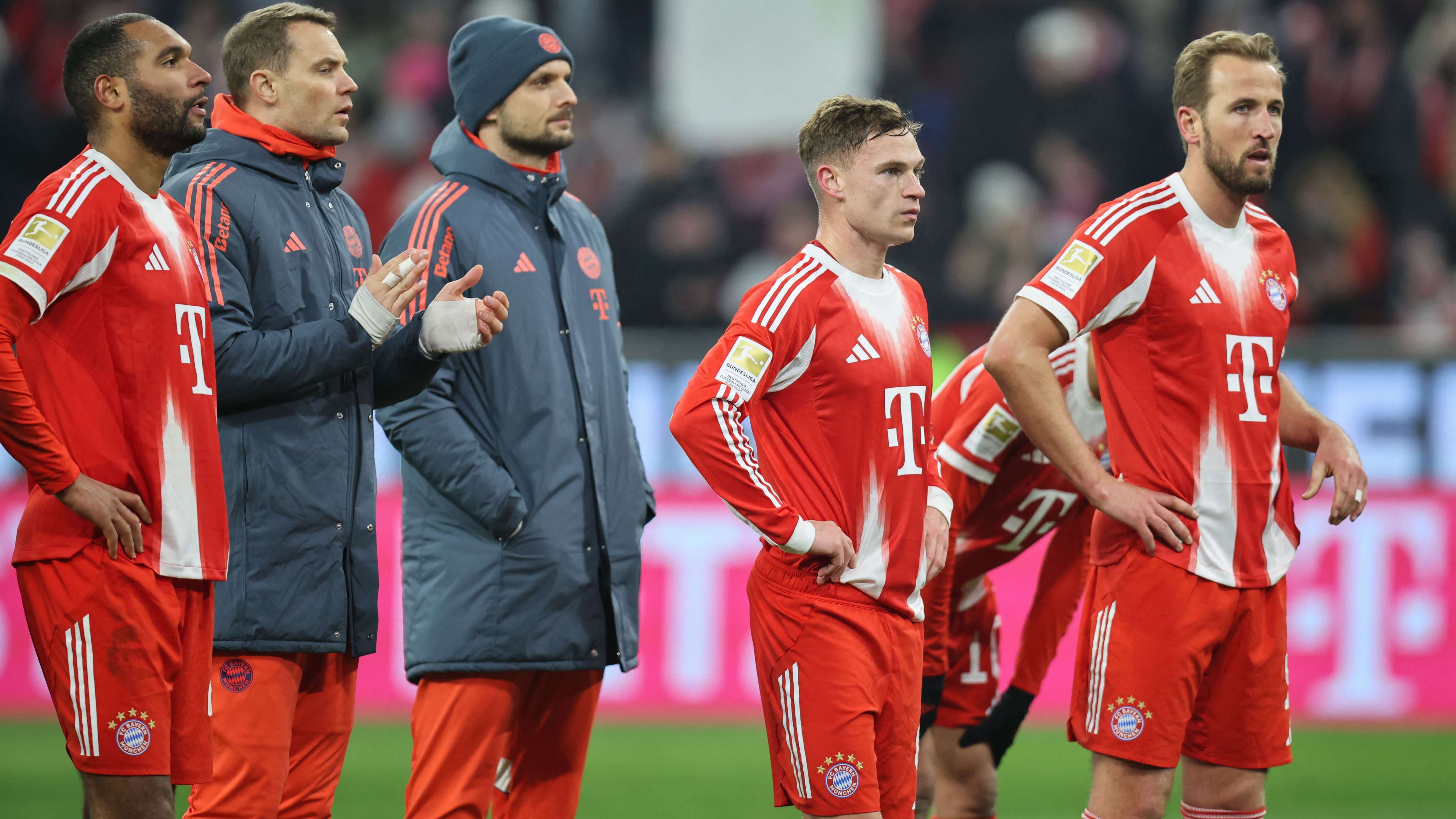 FBL-GER-BUNDESLIGA-BAYERN MUNICH-AUGSBURG