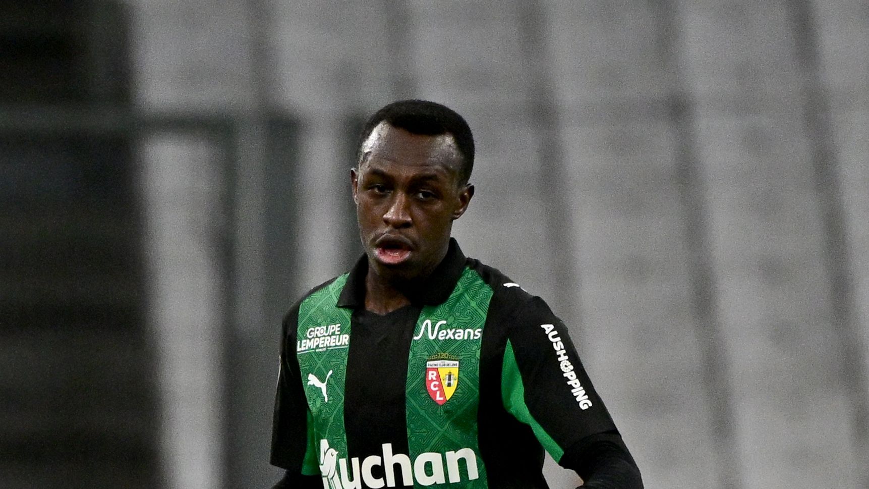 difensore saudita Saud Abdulhamid in prestito dall Lens all'Hilal all'ultimo minuto