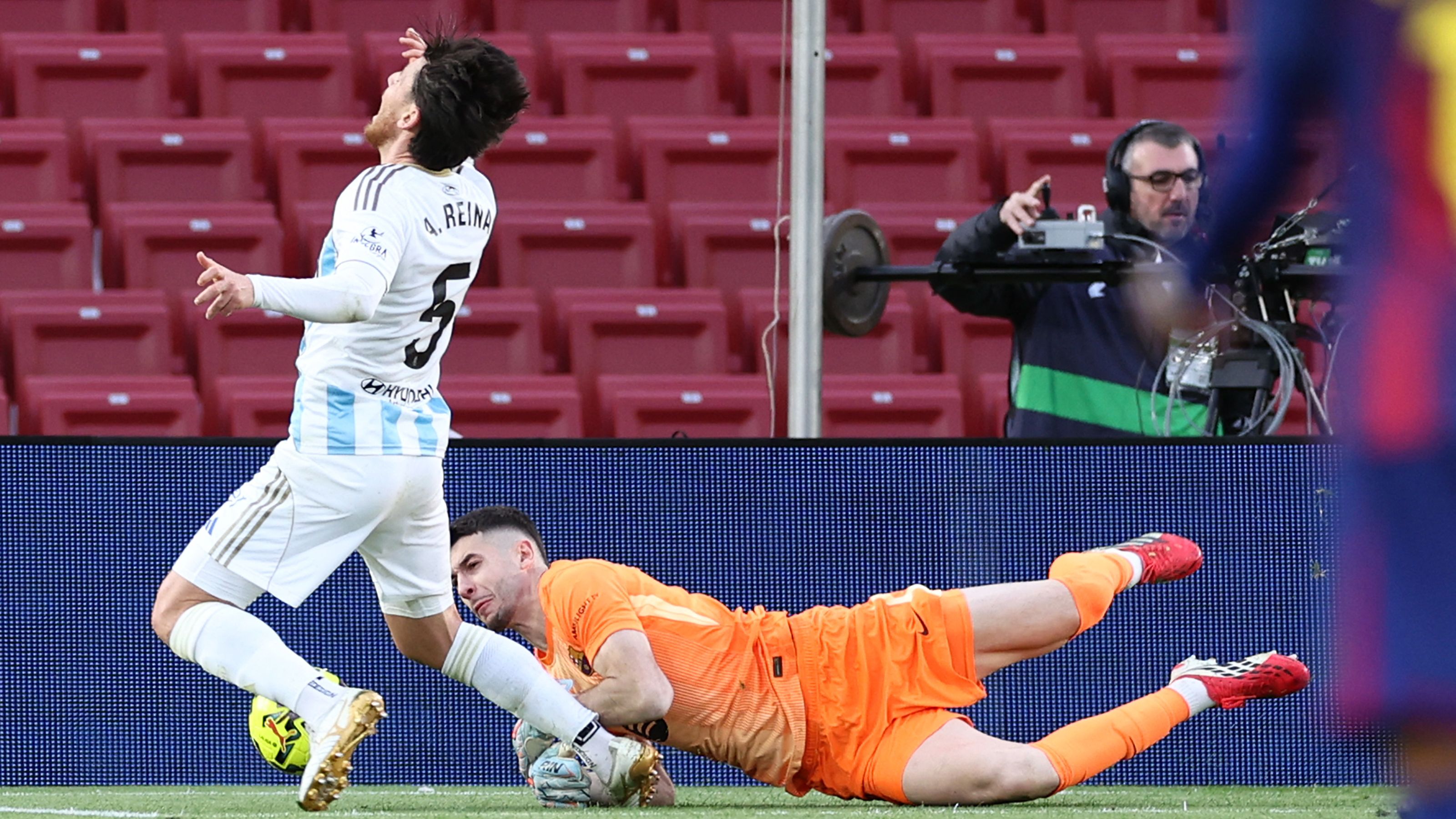 FBL-ESP-LIGA-BARCELONA-OVIEDO