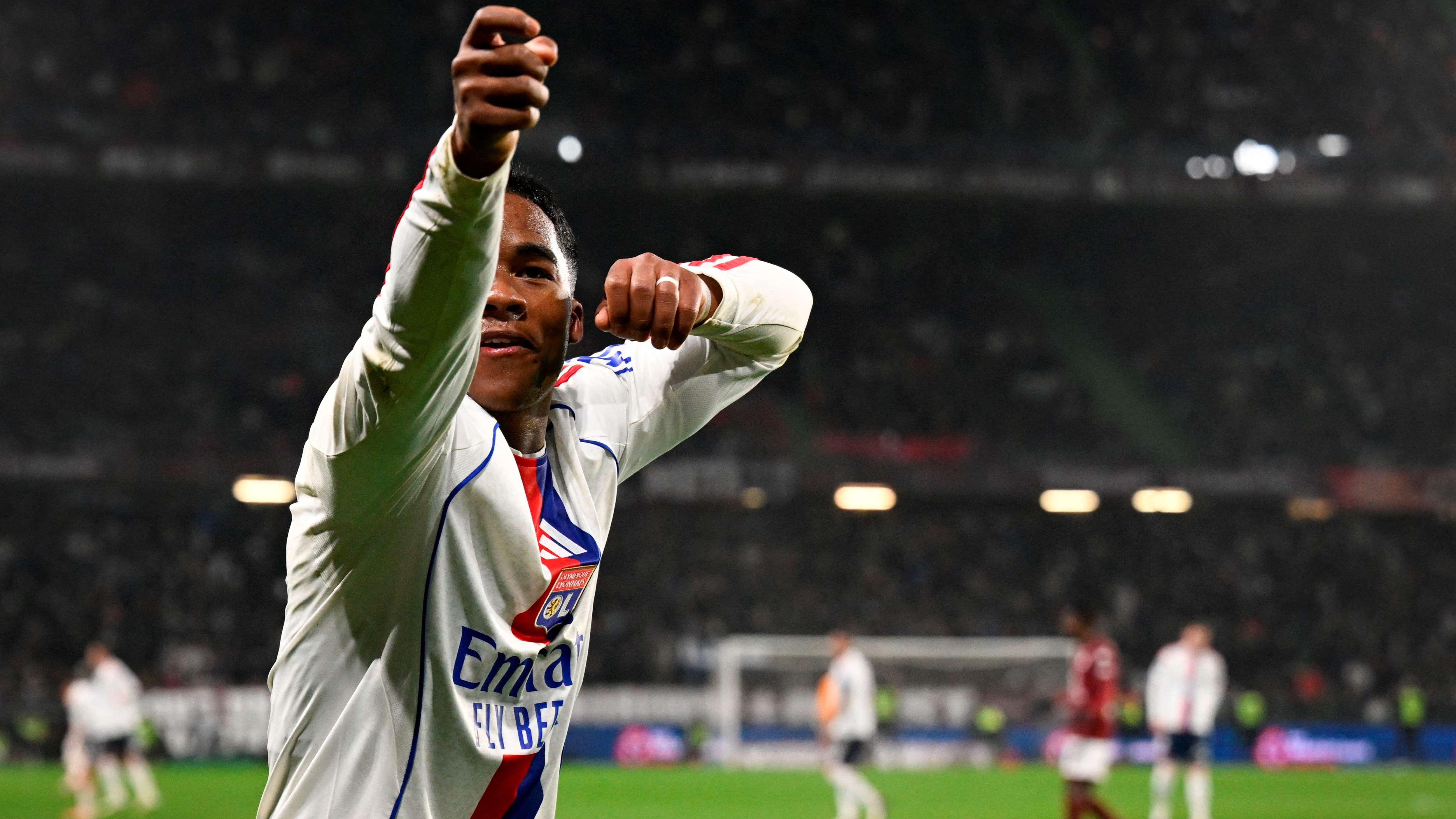 FBL-FRA-LIGUE1-METZ-LYON