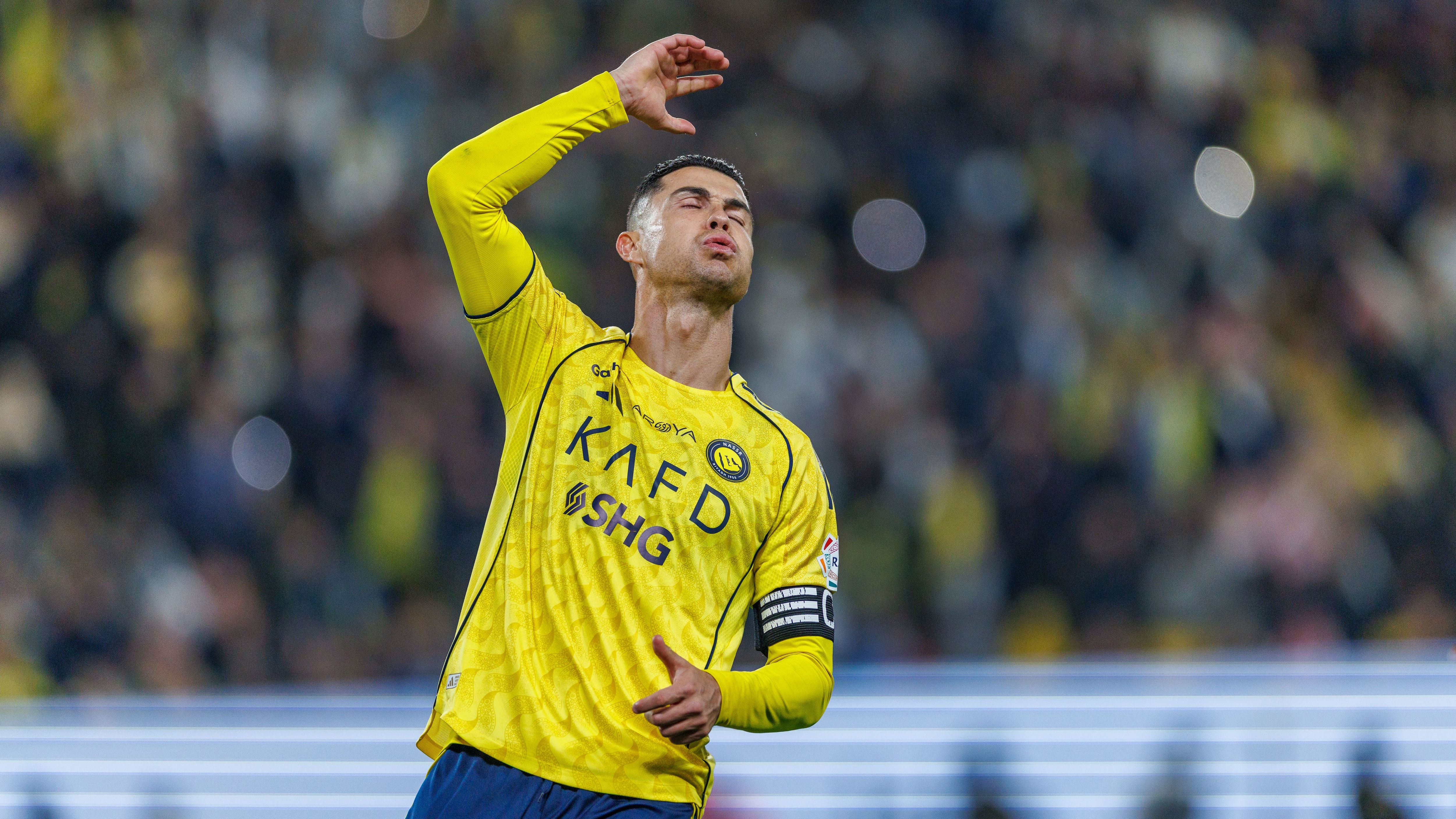 إصابة رونالدو تهدد النصر: غياب قد يمتد لشهرين في مرحلة حاسمة
