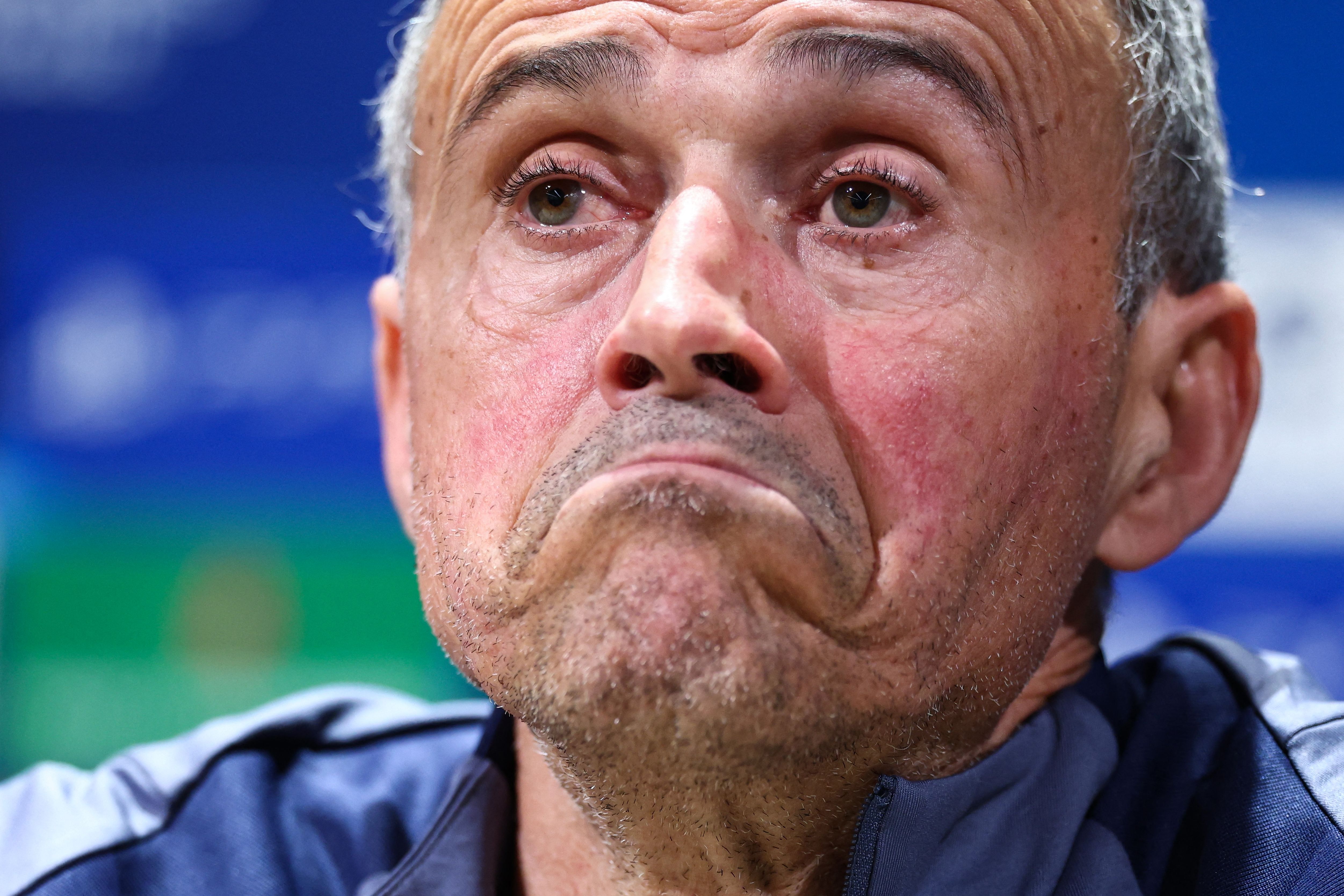 FBL-EUR-C1-PSG-PRESSER