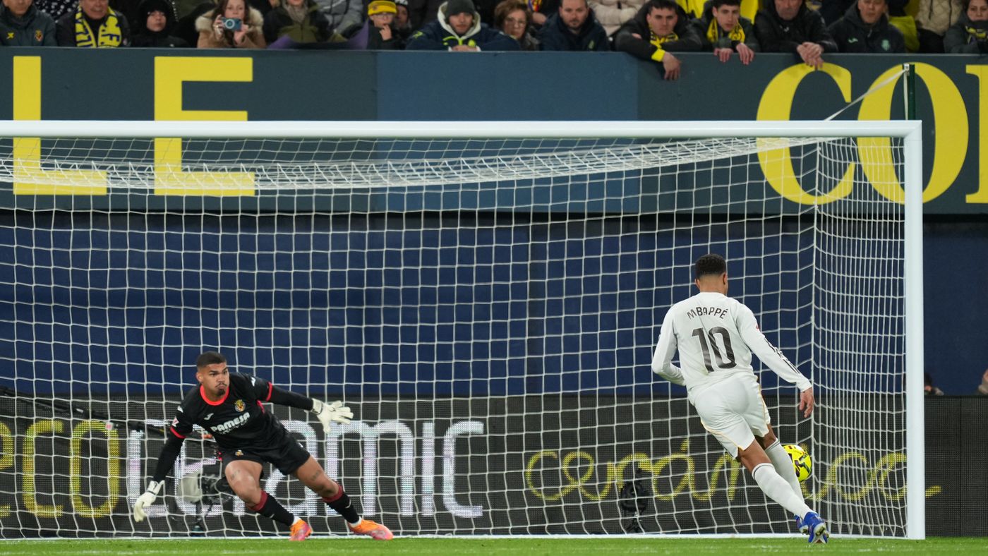 بكابوس دياز.. مبابي يعاقب فياريال ويهدي ريال مدريد صدارة الليجا