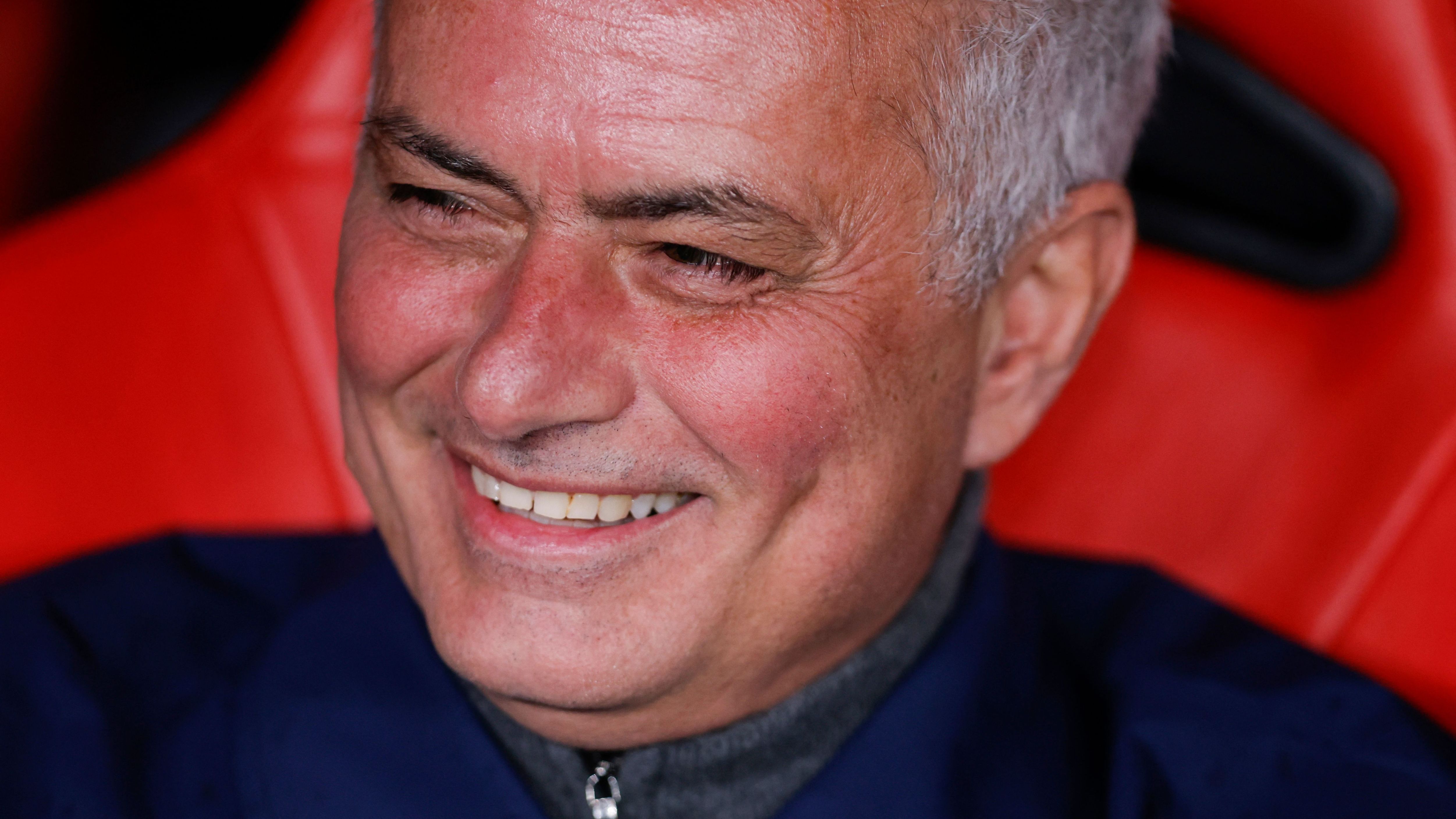 TOPSHOT-FBL-EUR-C1-BENFICA-REAL MADRID