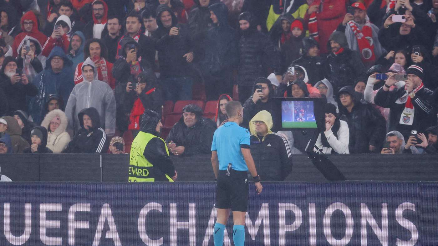 FBL-EUR-C1-BENFICA-REAL MADRID