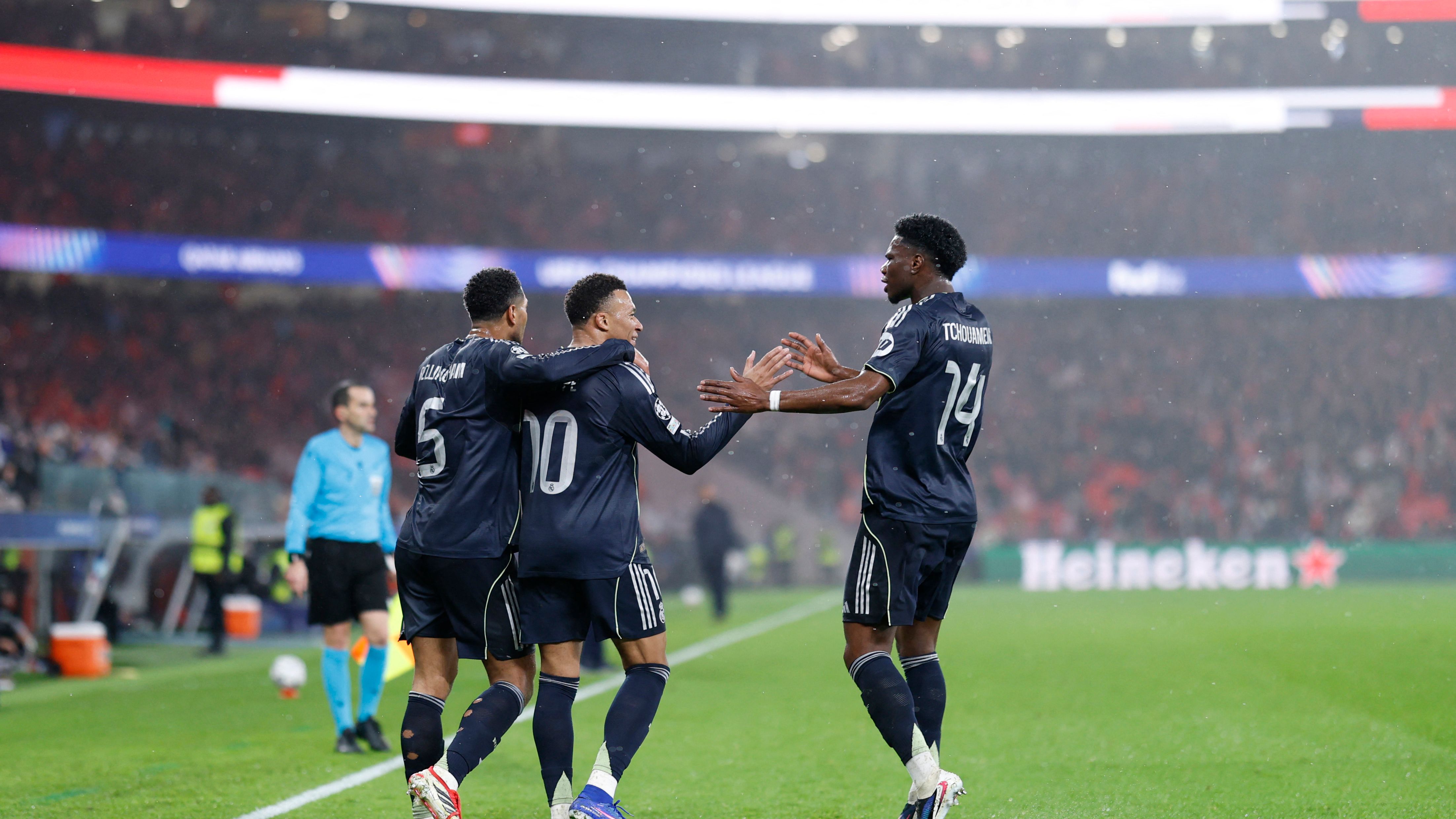 Benfica vs Real Madrid at Estádio da Luz in the UEFA Champions League