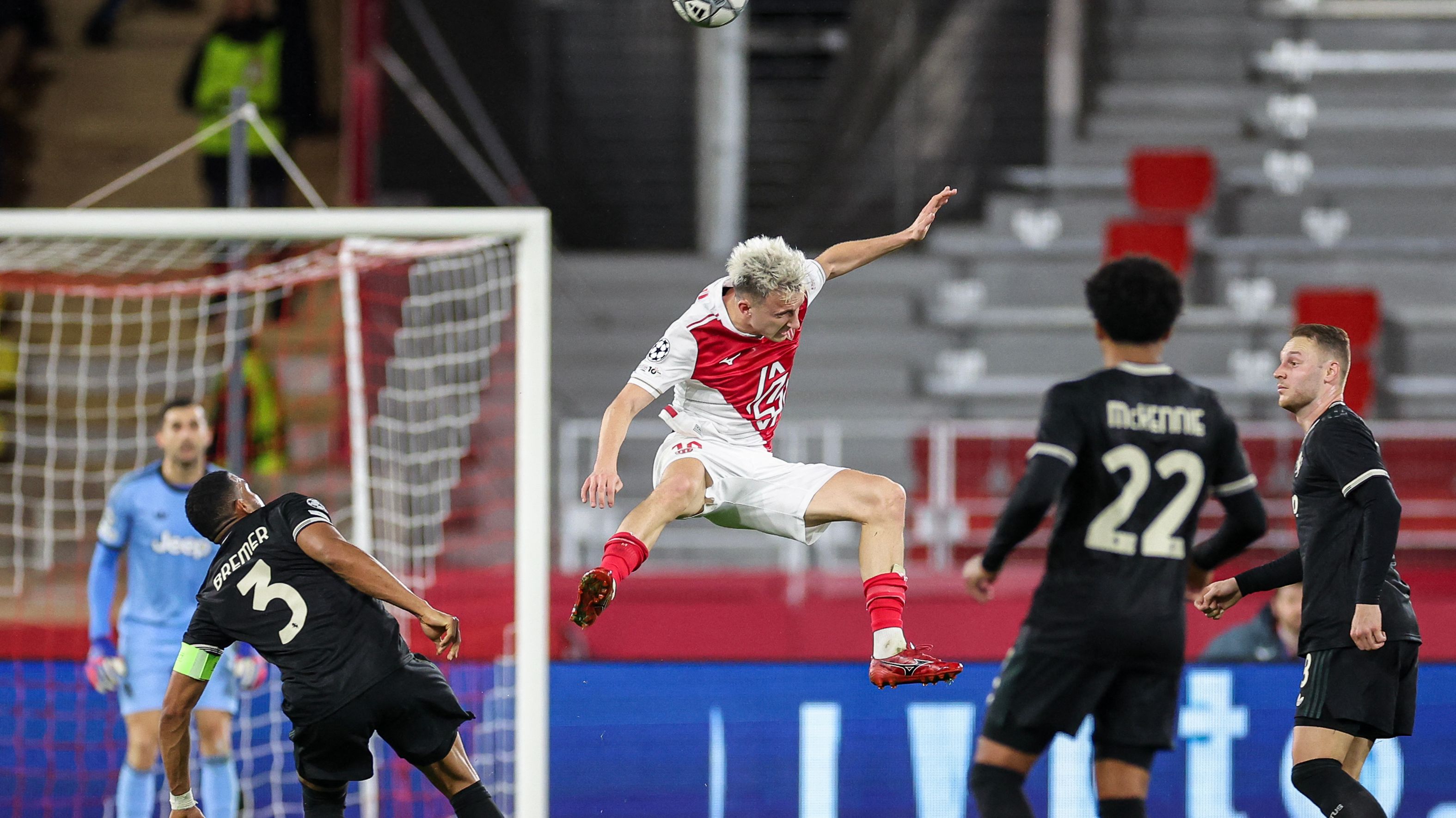 FBL-EUR-C1-MONACO-JUVENTUS