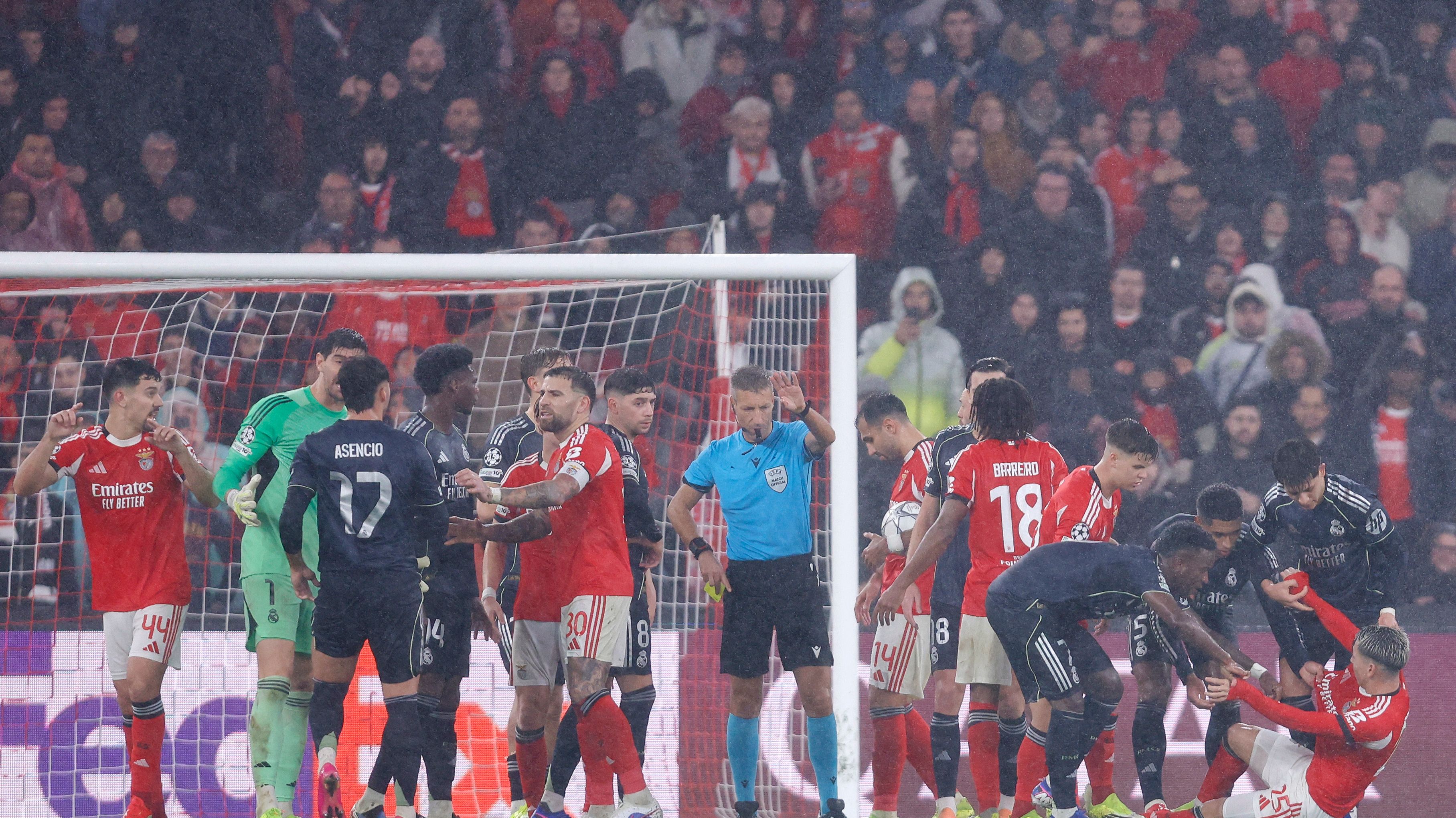 قرار اليويفا يثير استياء بنفيكا قبل مواجهة ريال مدريد في دوري الأبطال