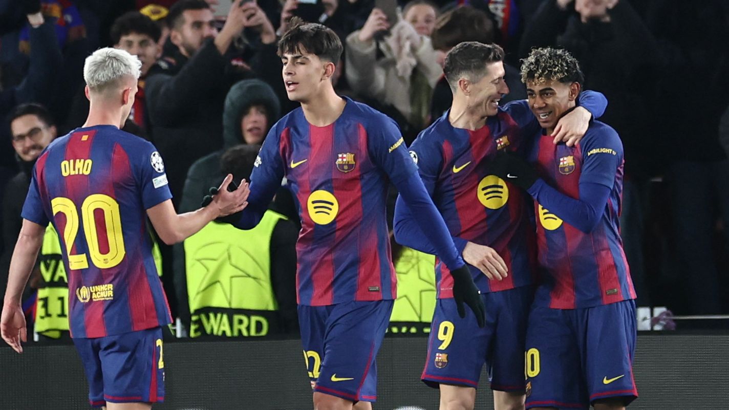 إصابة ليفاندوفسكي بكسر في محجر العين يغيب برشلونة قبل قمة أتلتيكو في كأس الملك