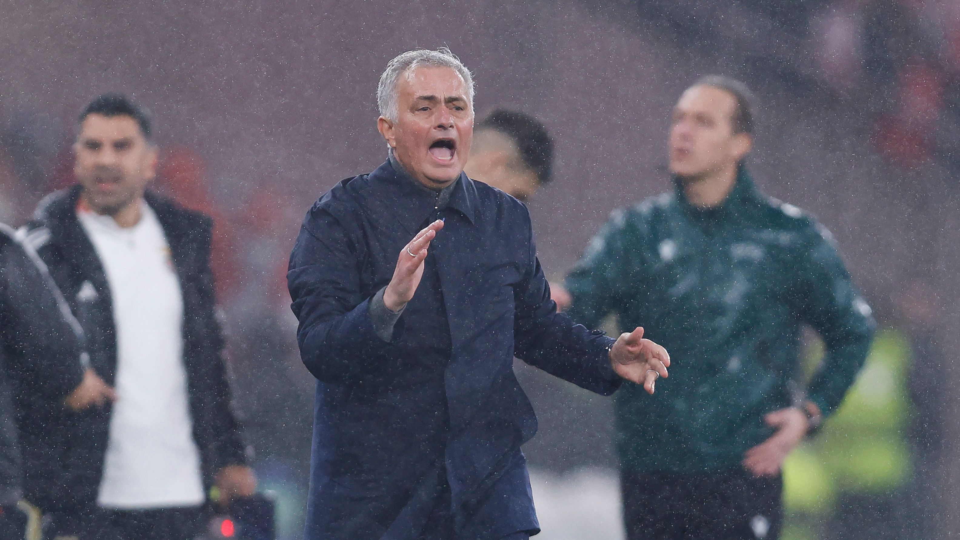 Courtois rend hommage à Trubin lors d’un Benifica-Real Madrid, geste de fair-play remarquable