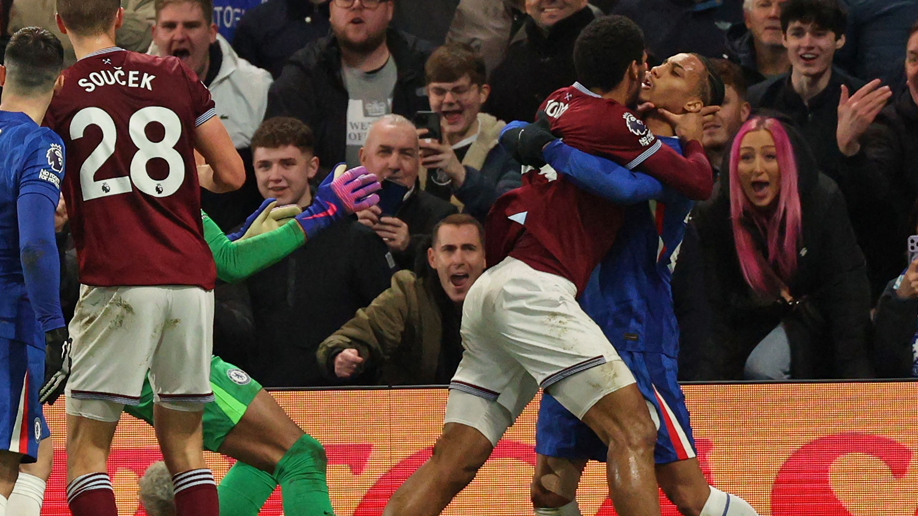 TOPSHOT-FBL-ENG-PR-CHELSEA-WEST HAM