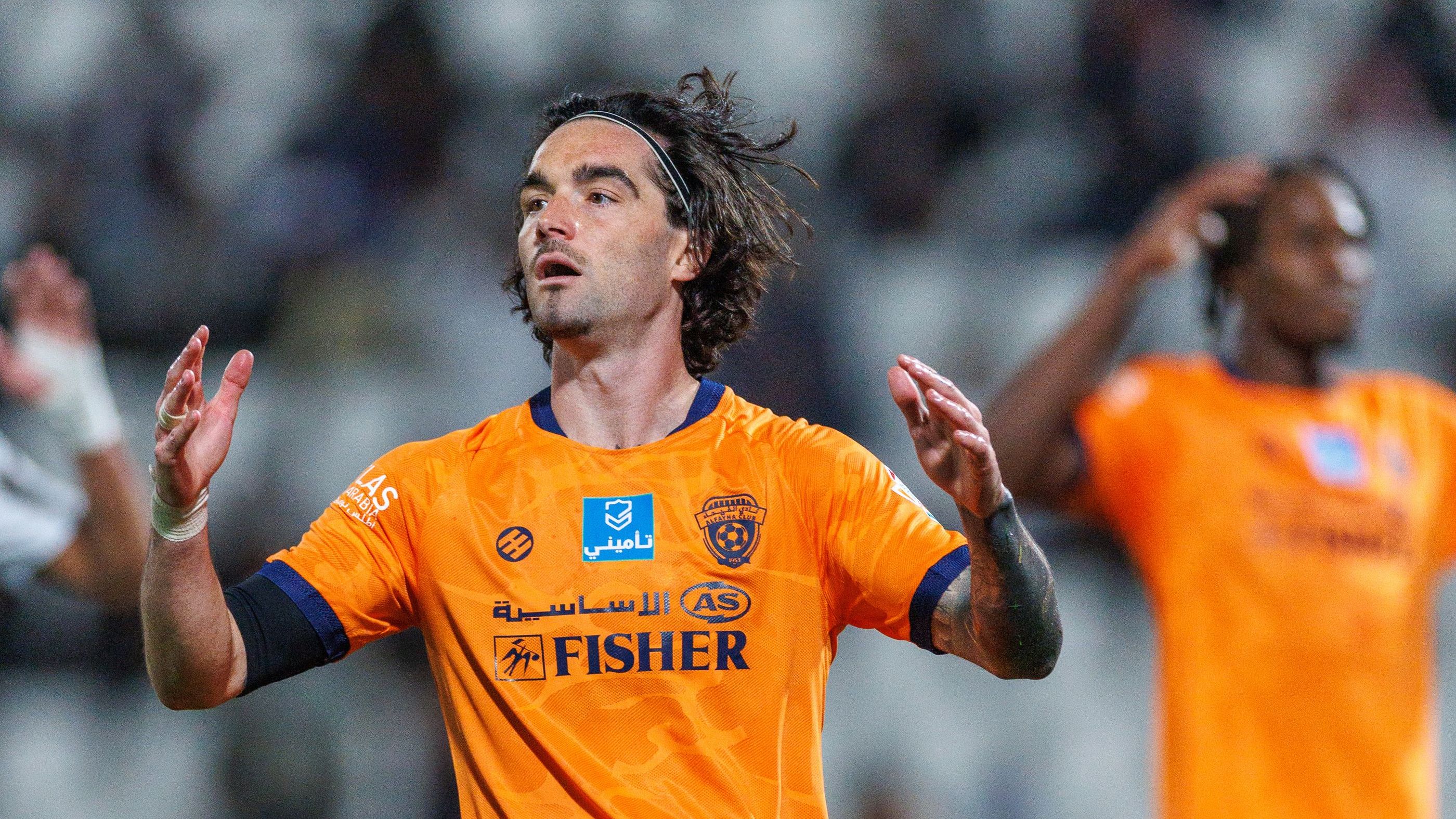 بالفيديو.. حسم الجدل حول هدف الفيحاء الملغي أمام الهلال