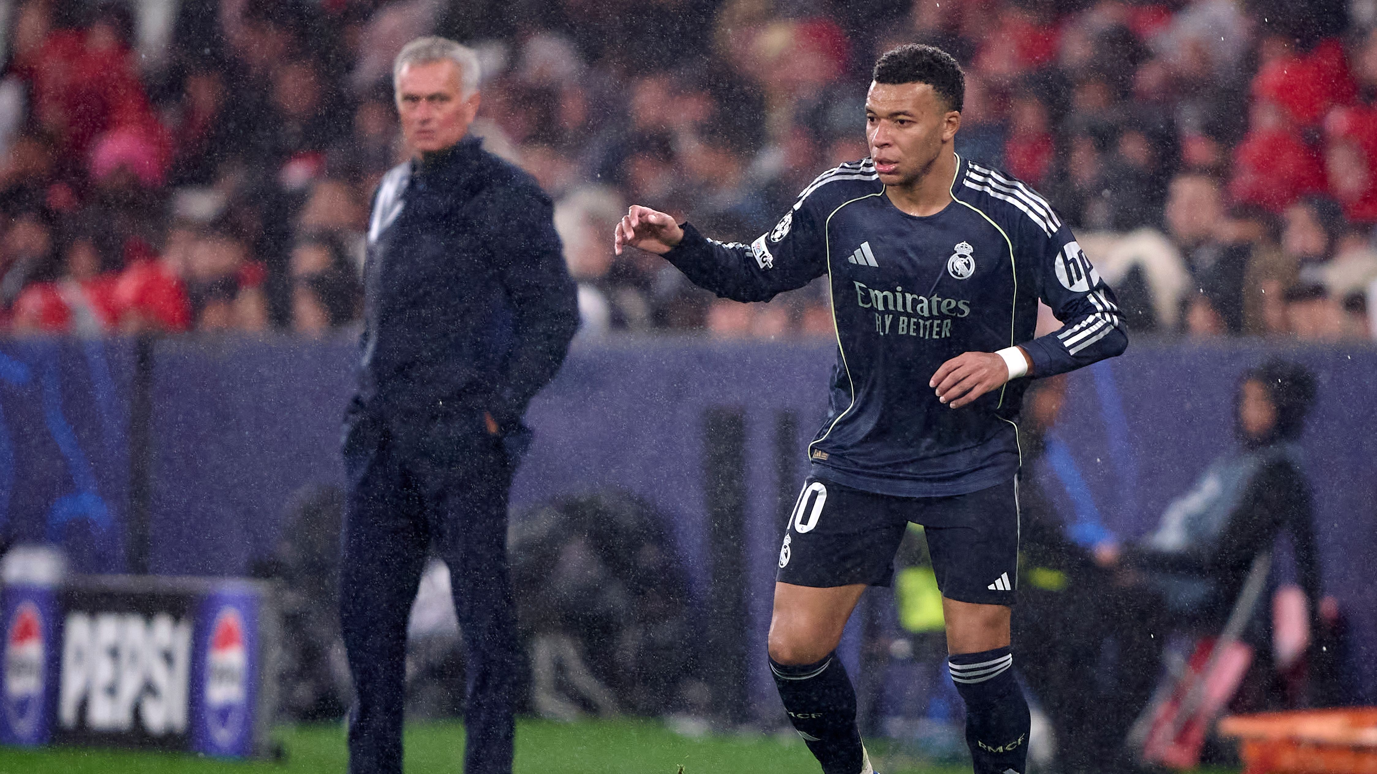 SL Benfica v Real Madrid C.F. - UEFA Champions League 2025/26 League Phase MD8