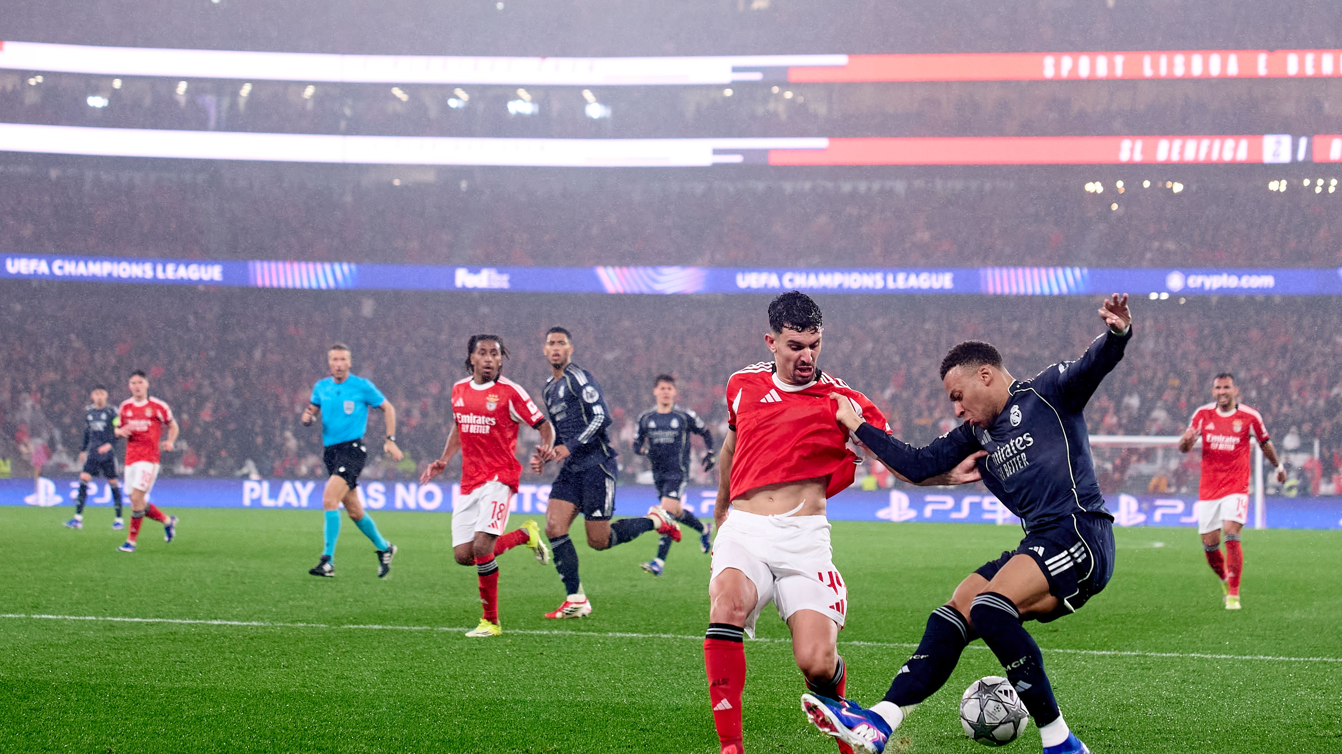 راحة قصيرة.. ثم عاصفة مباريات