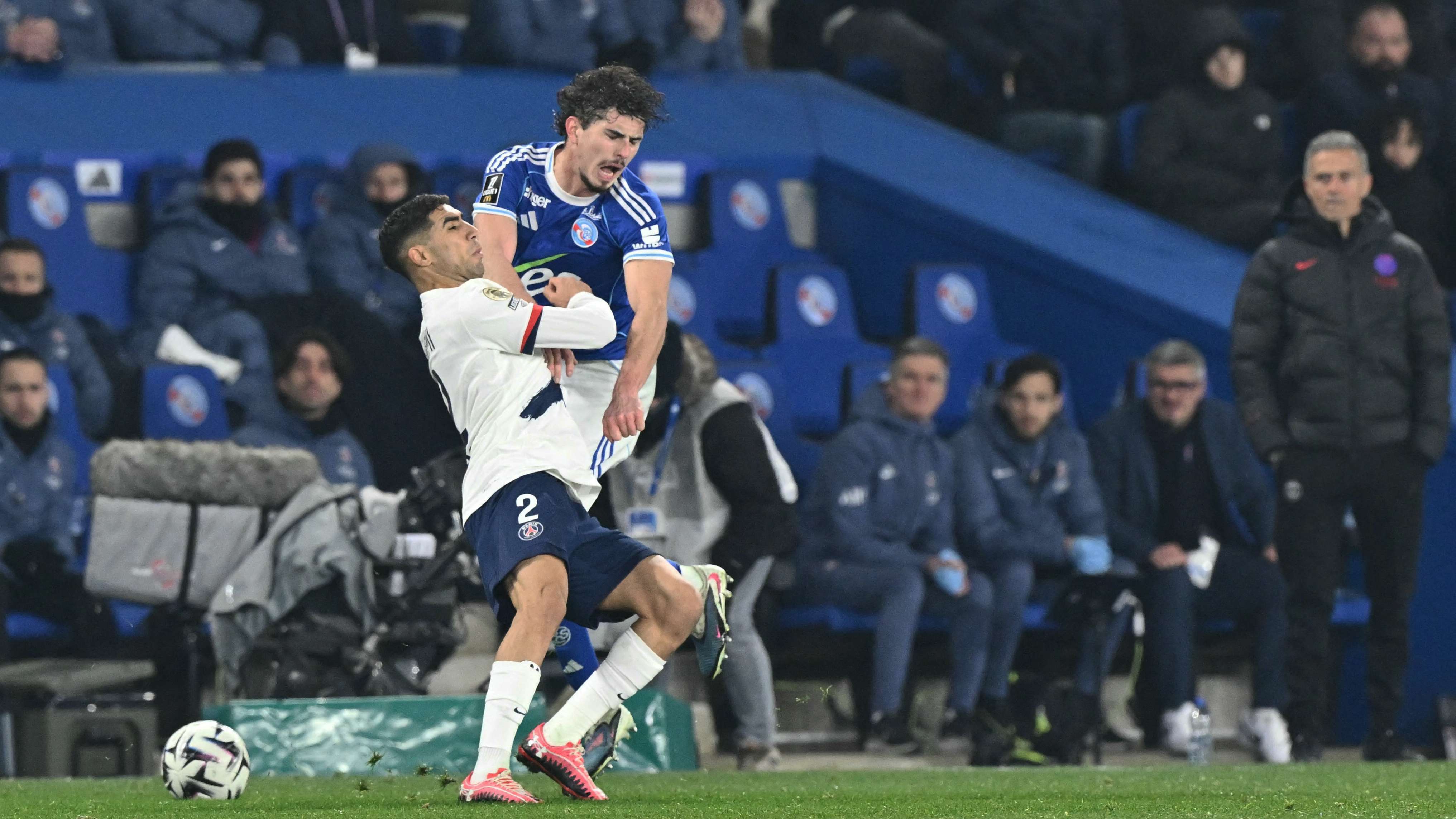 FBL-FRA-LIGUE1-STRASBOURG-PSG