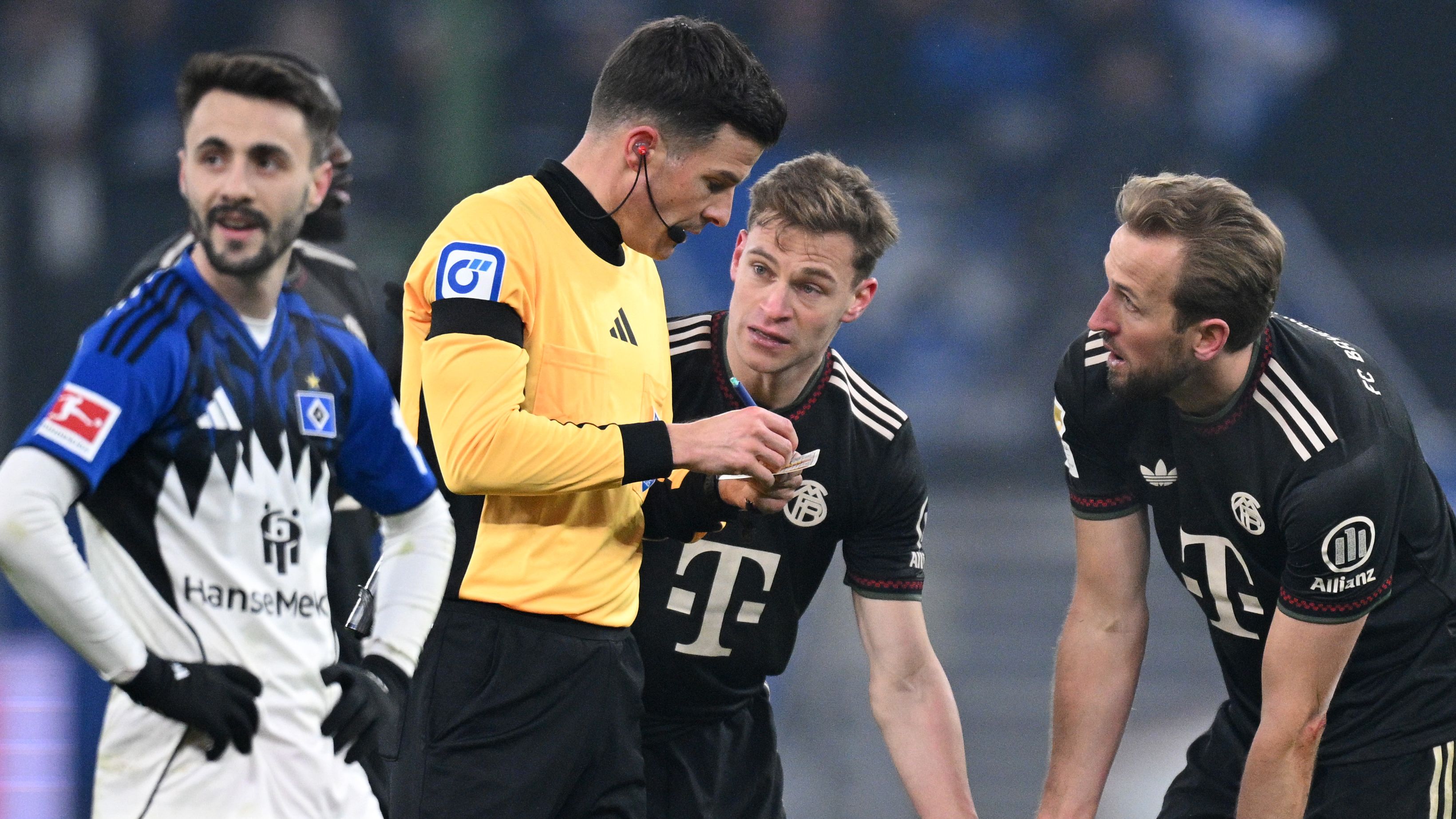 Foto di Hamburger SV contro Bayern Monaco, Bundesliga 2-2
