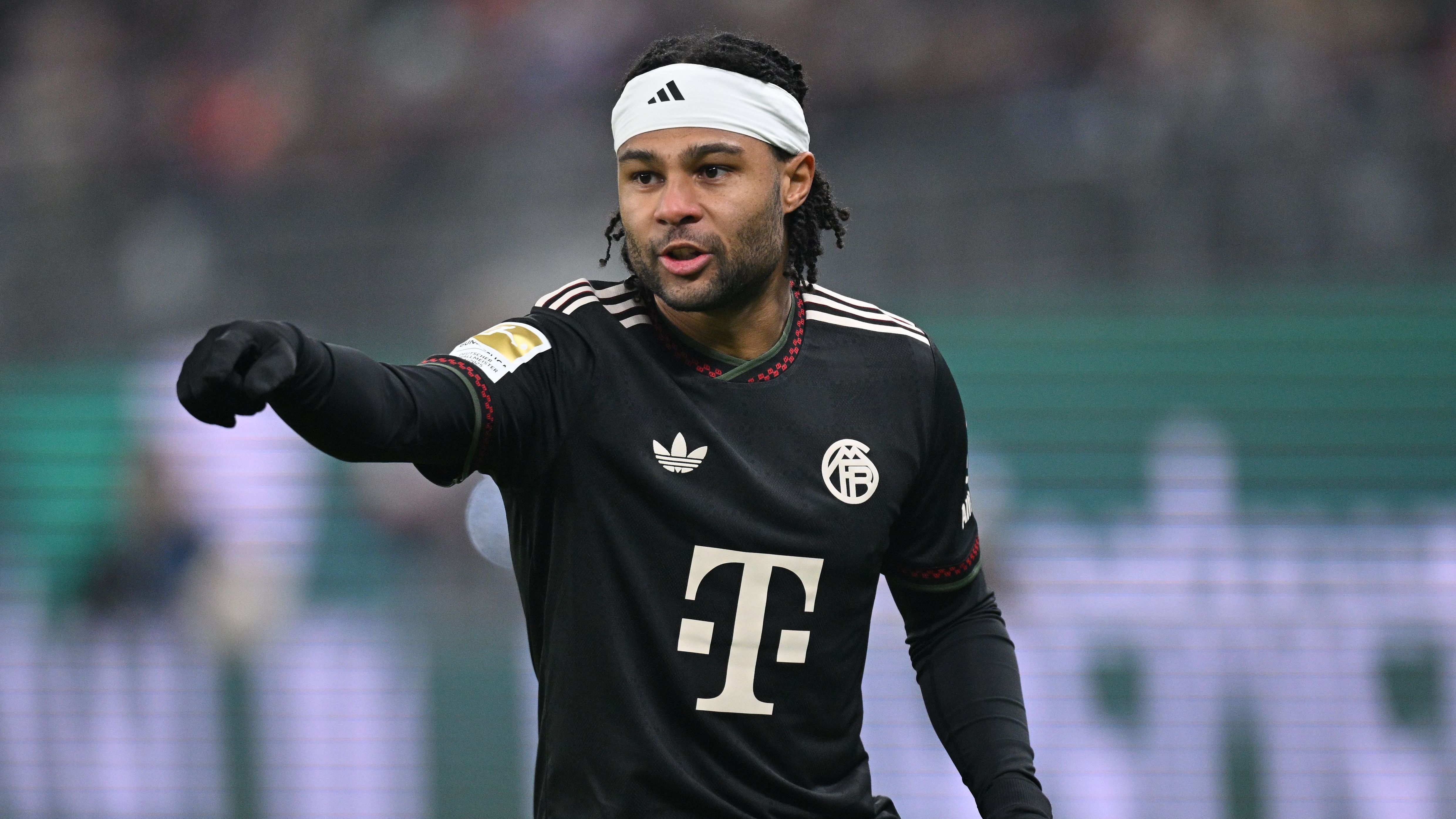 Serg Gnabry Bayern Munich contract extension 2028