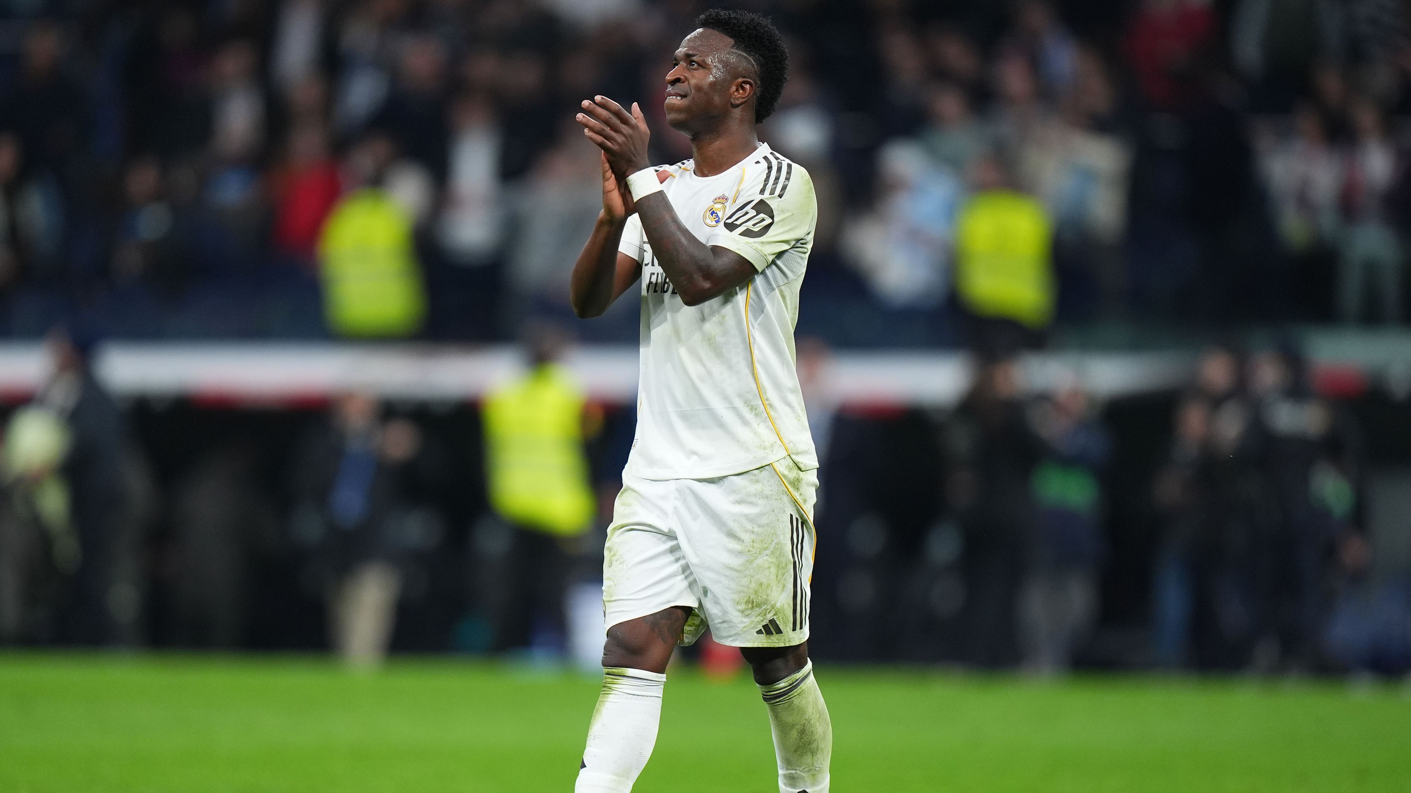 Vinícius Júnior assente a Mestalla, razzismo e cartellino giallo tra Real Madrid e Valencia