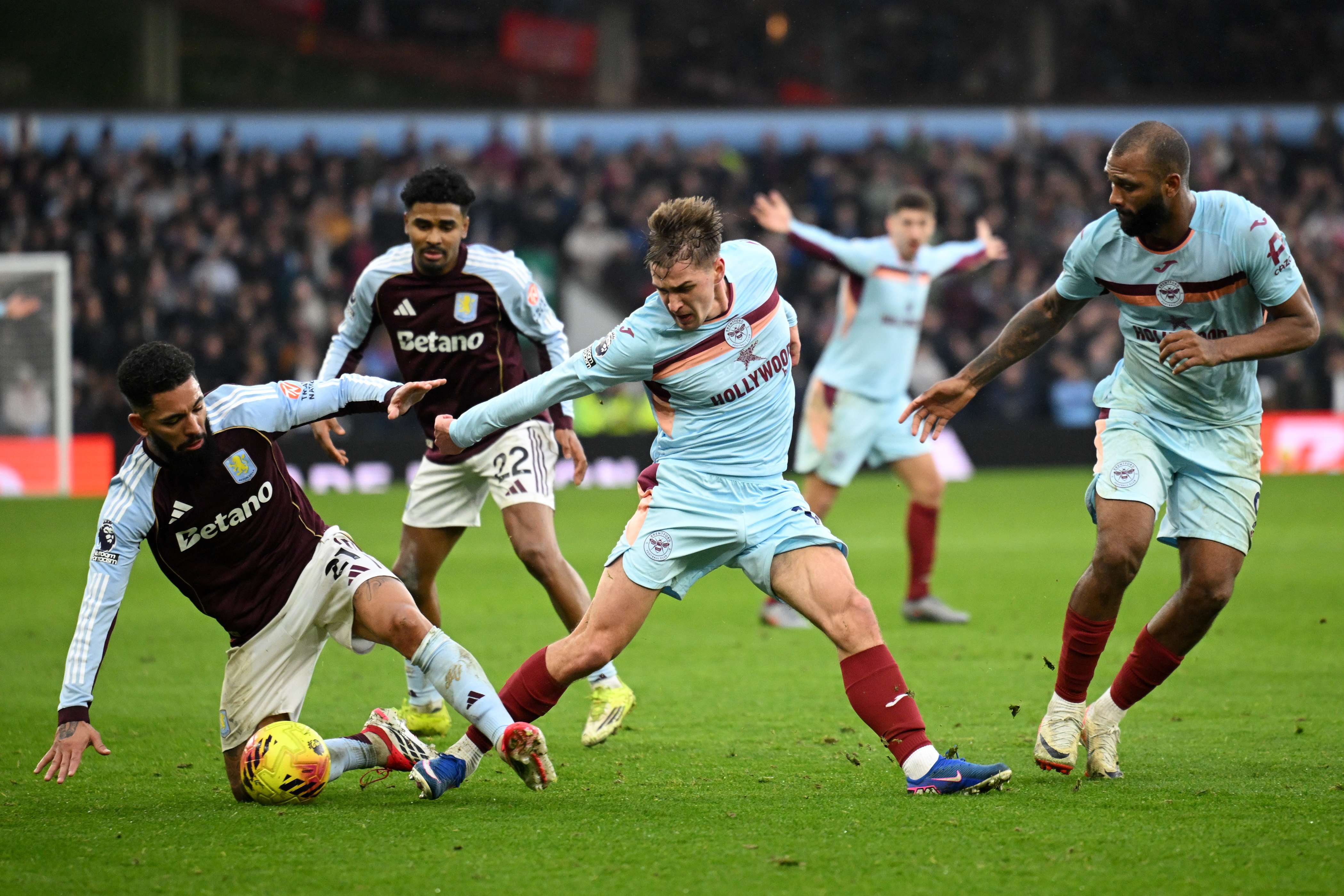 Aston Villa v Brentford - Premier League