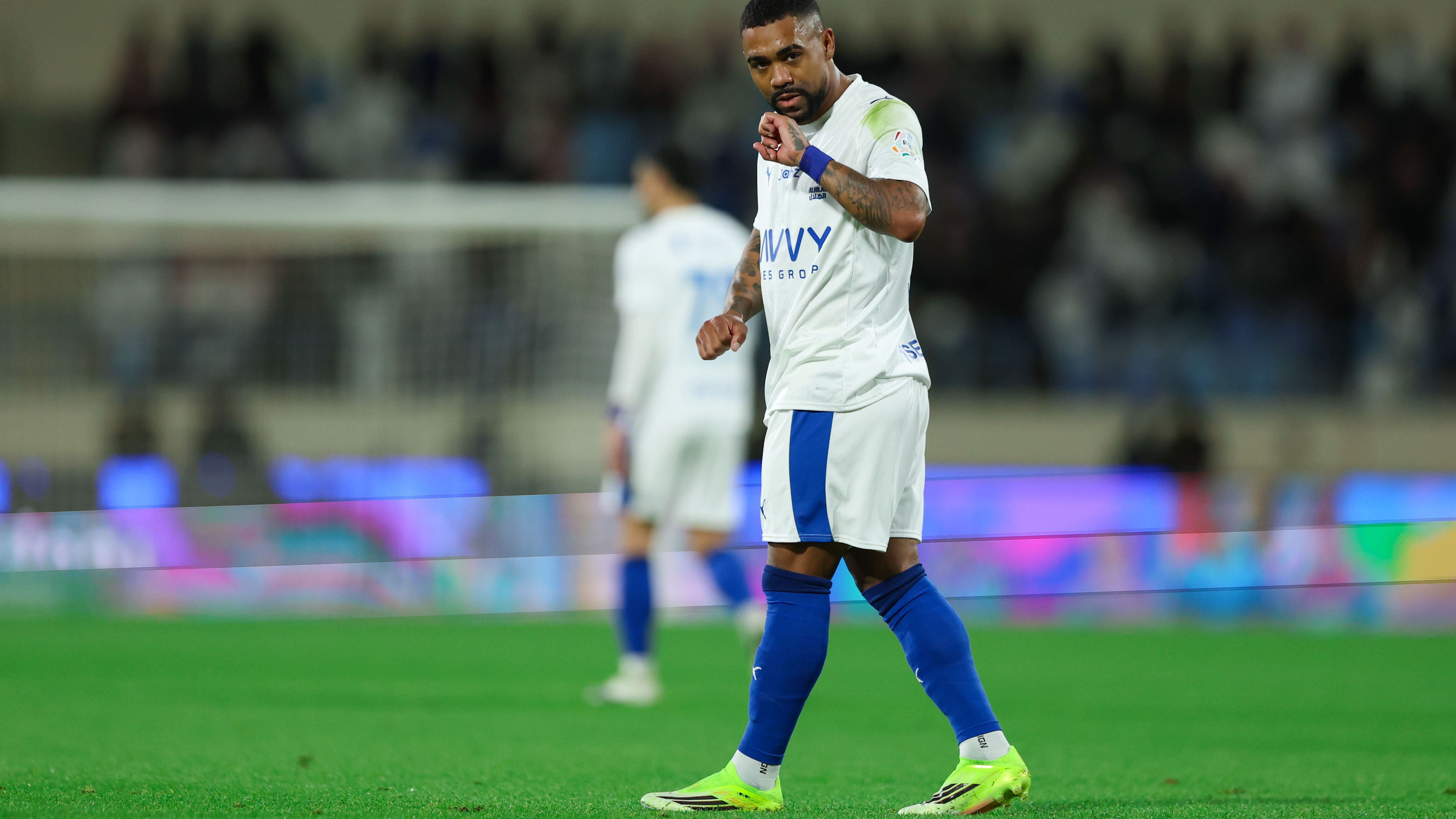 الهلال يفتح الباب أمام رحيل مالكوم في الميركاتو الصيفي
