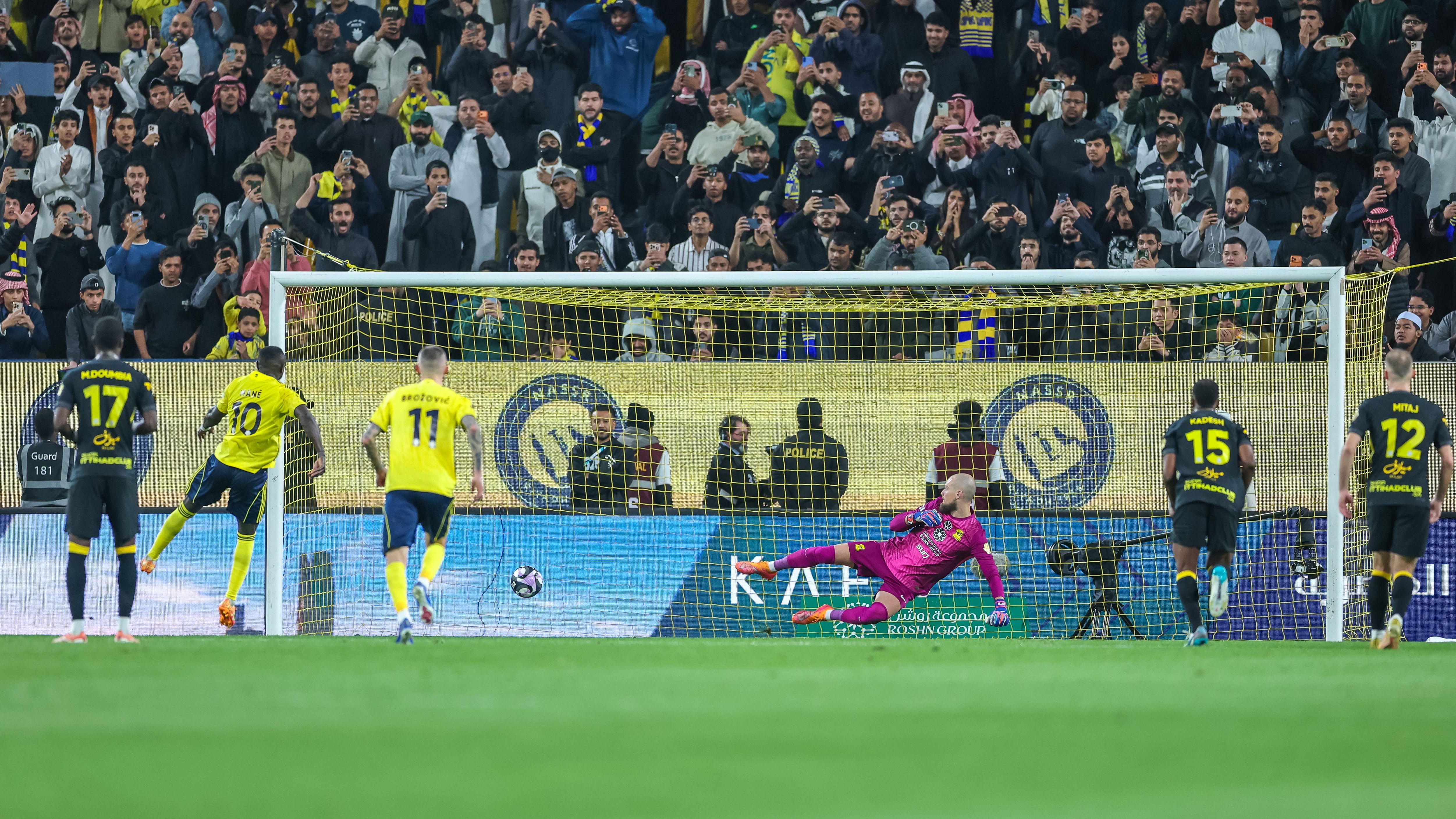 Cristiano Ronaldo durante una partita della Saudi Pro League con Al Nassr