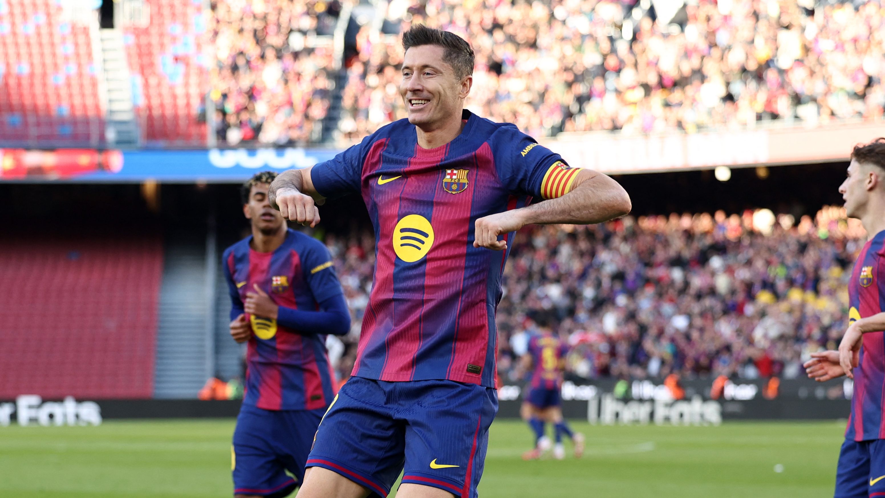 TOPSHOT-FBL-ESP-LIGA-BARCELONA-MALLORCA