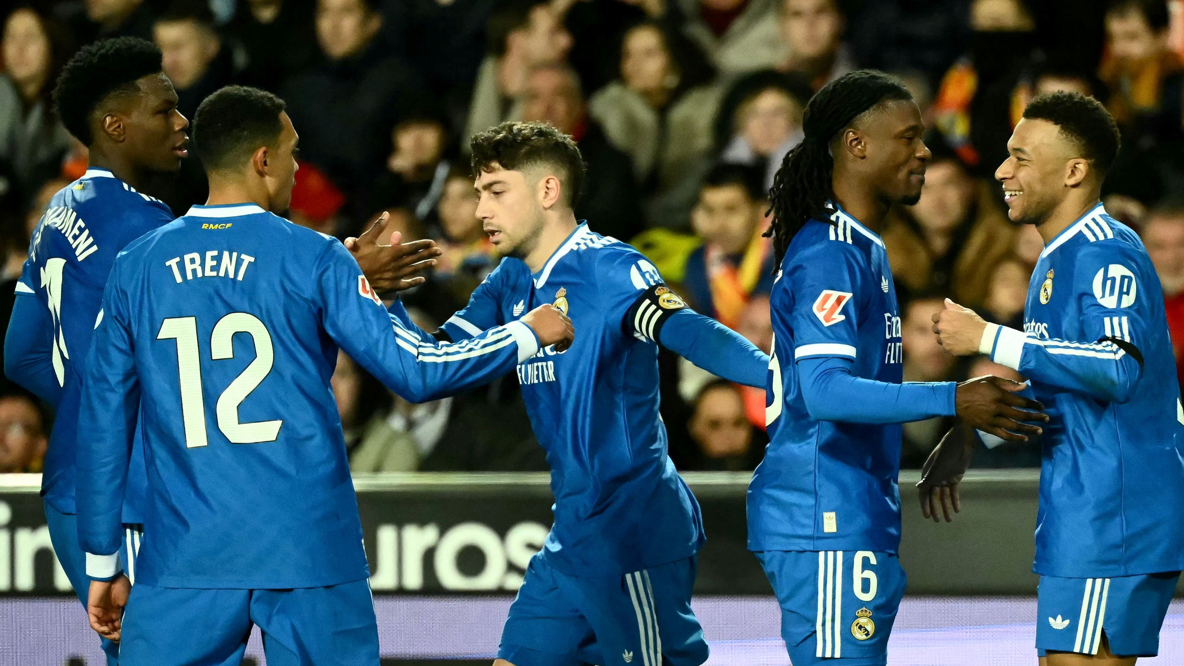 Madrid players dine together to reinforce unity ahead of crucial La Liga fixtures