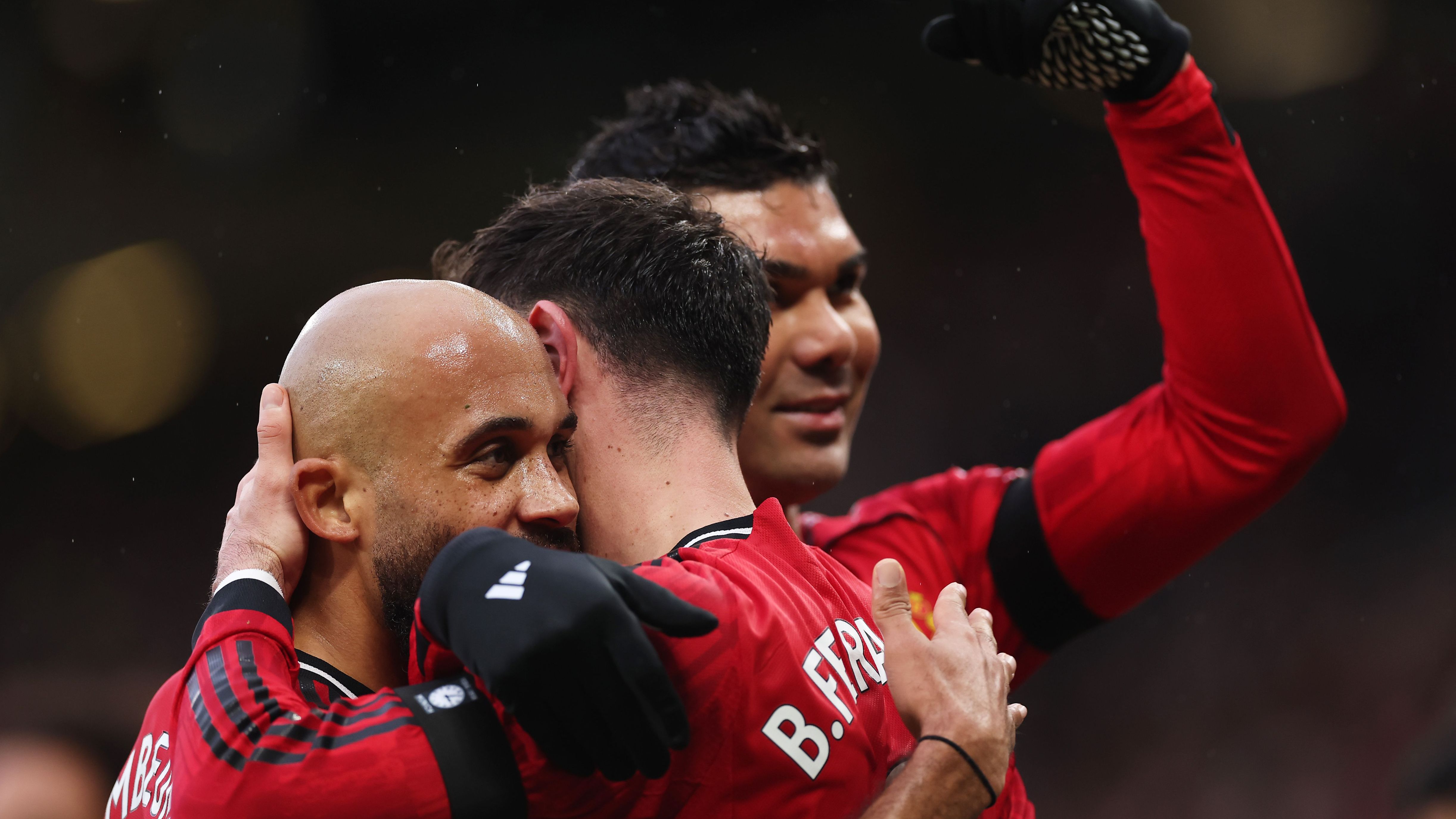 فيديو: على فرق البريميرليج الحذر.. مانشستر يونايتد يواصل الإبهار ويصعق توتنهام