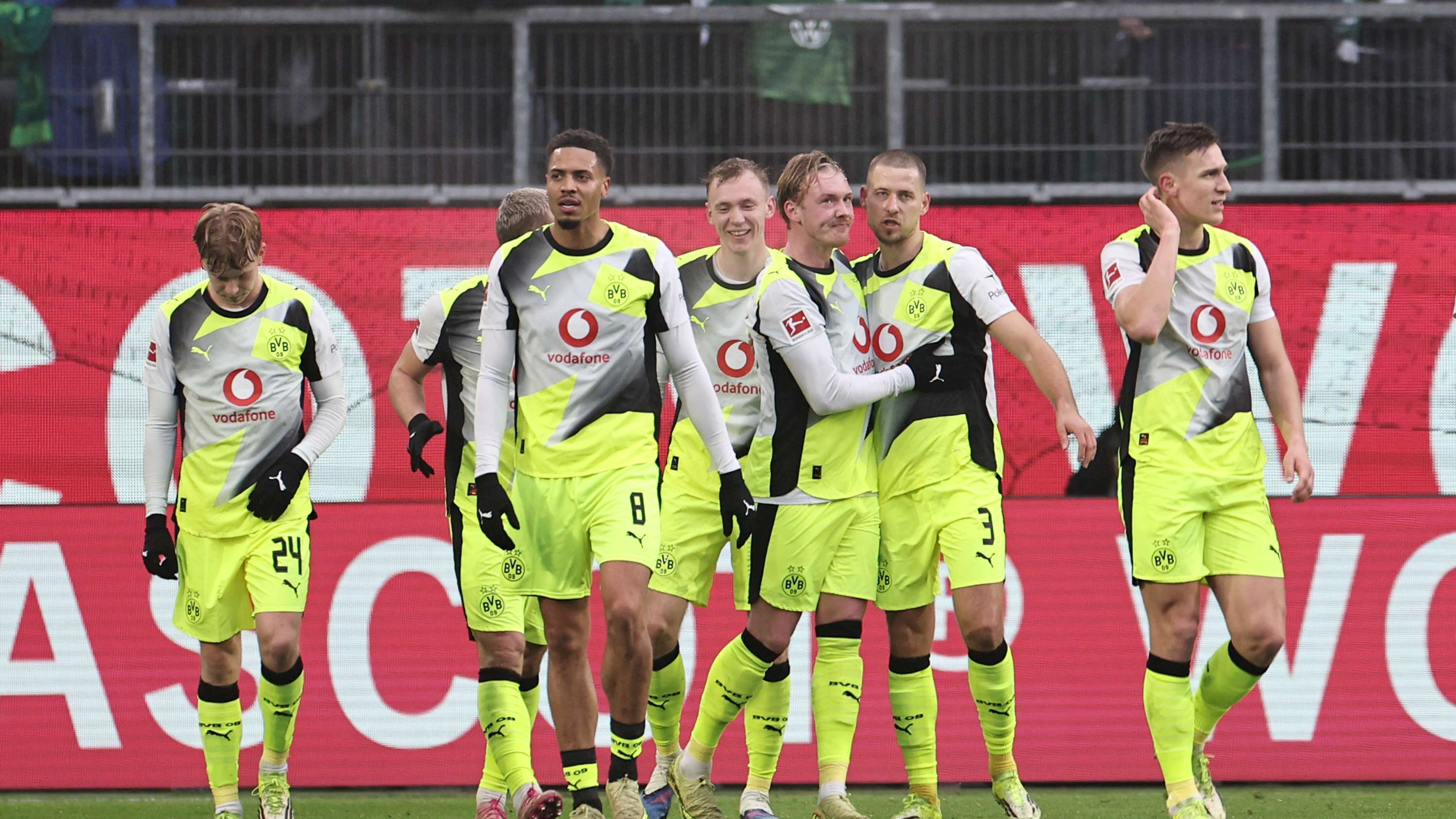VfL Wolfsburg v Borussia Dortmund - Bundesliga