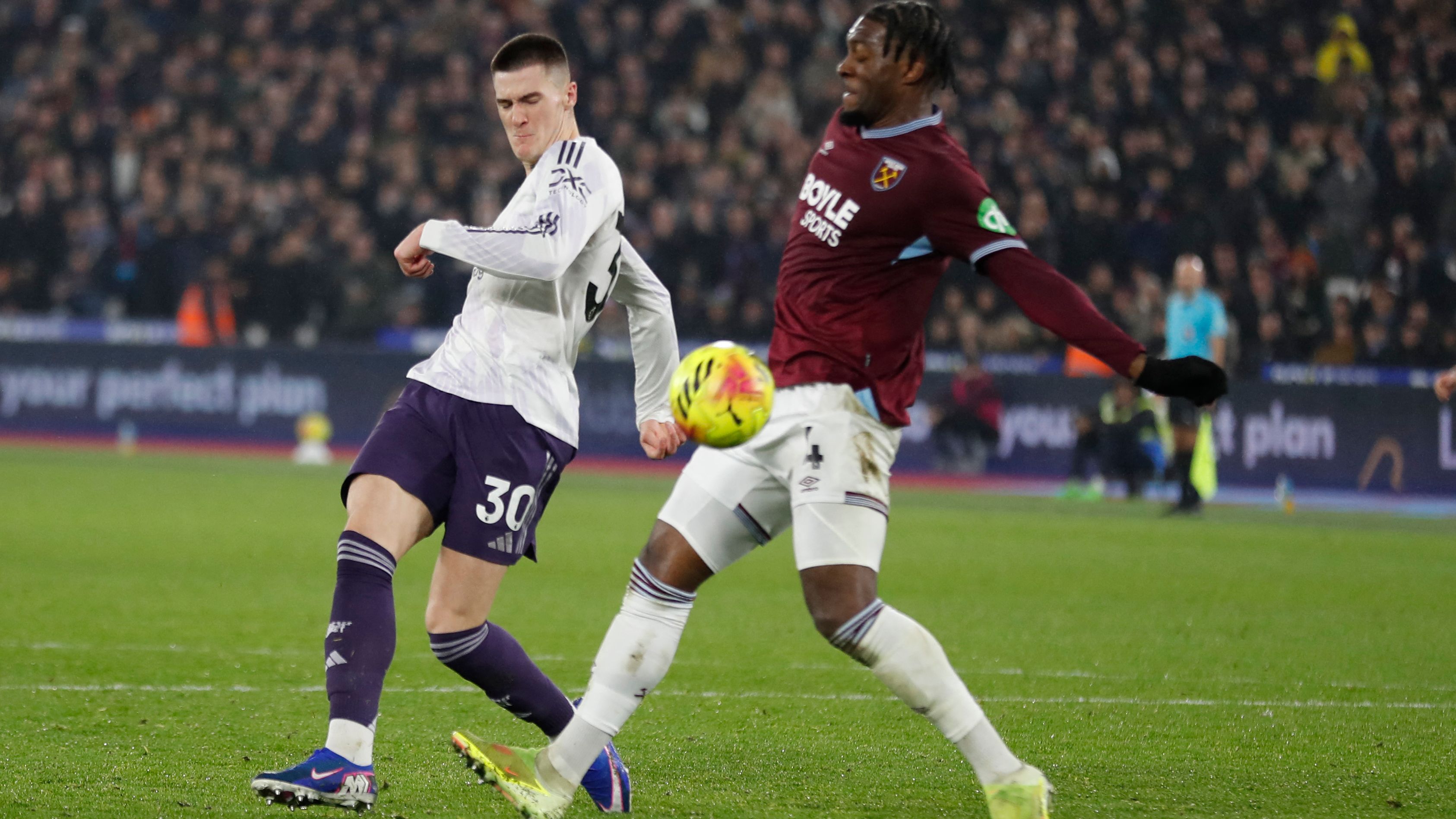 FBL-ENG-PR-WEST HAM-MAN UTD