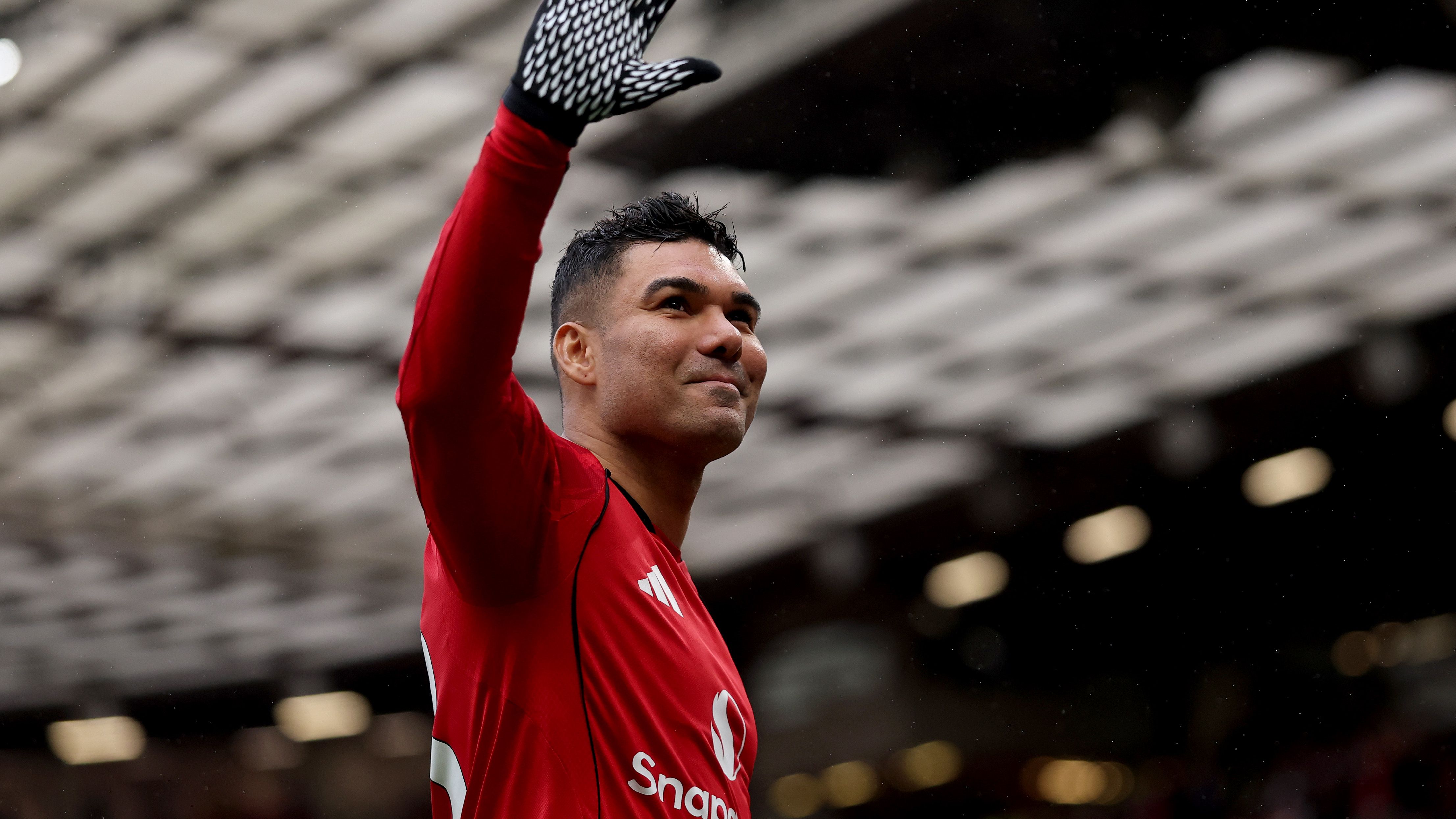 بـ100 مليون إسترليني.. مانشستر يونايتد يعثر على خليفة كاسيميرو من قلب البريميرليج