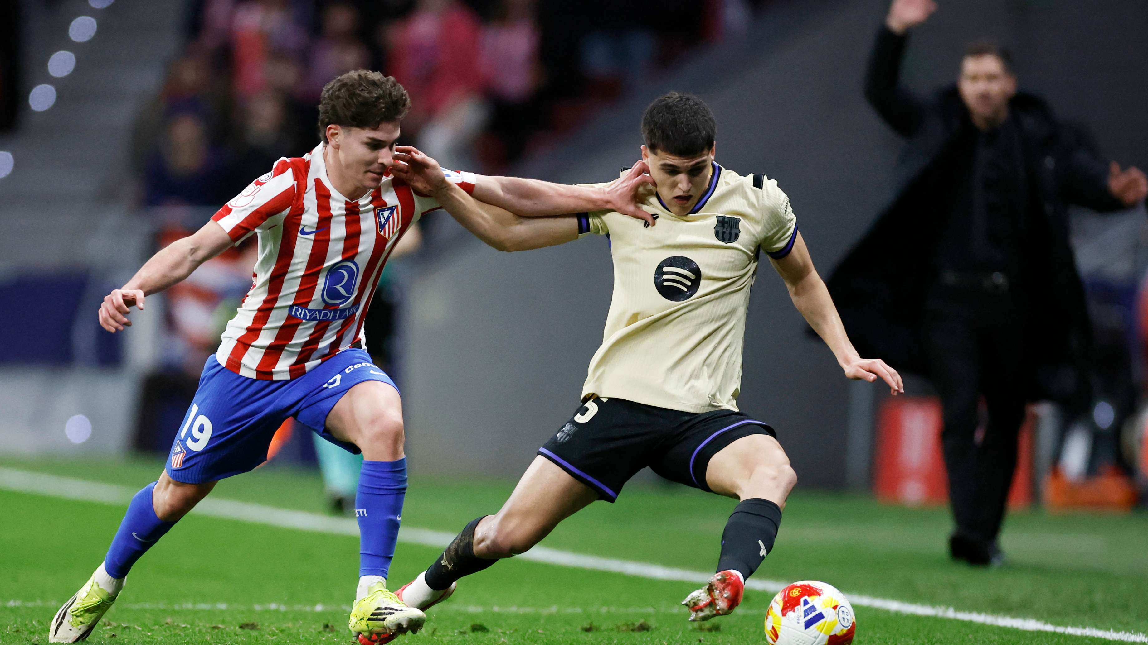 TOPSHOT-FBL-ESP-CUP-ATLETICO MADRID-BARCELONA