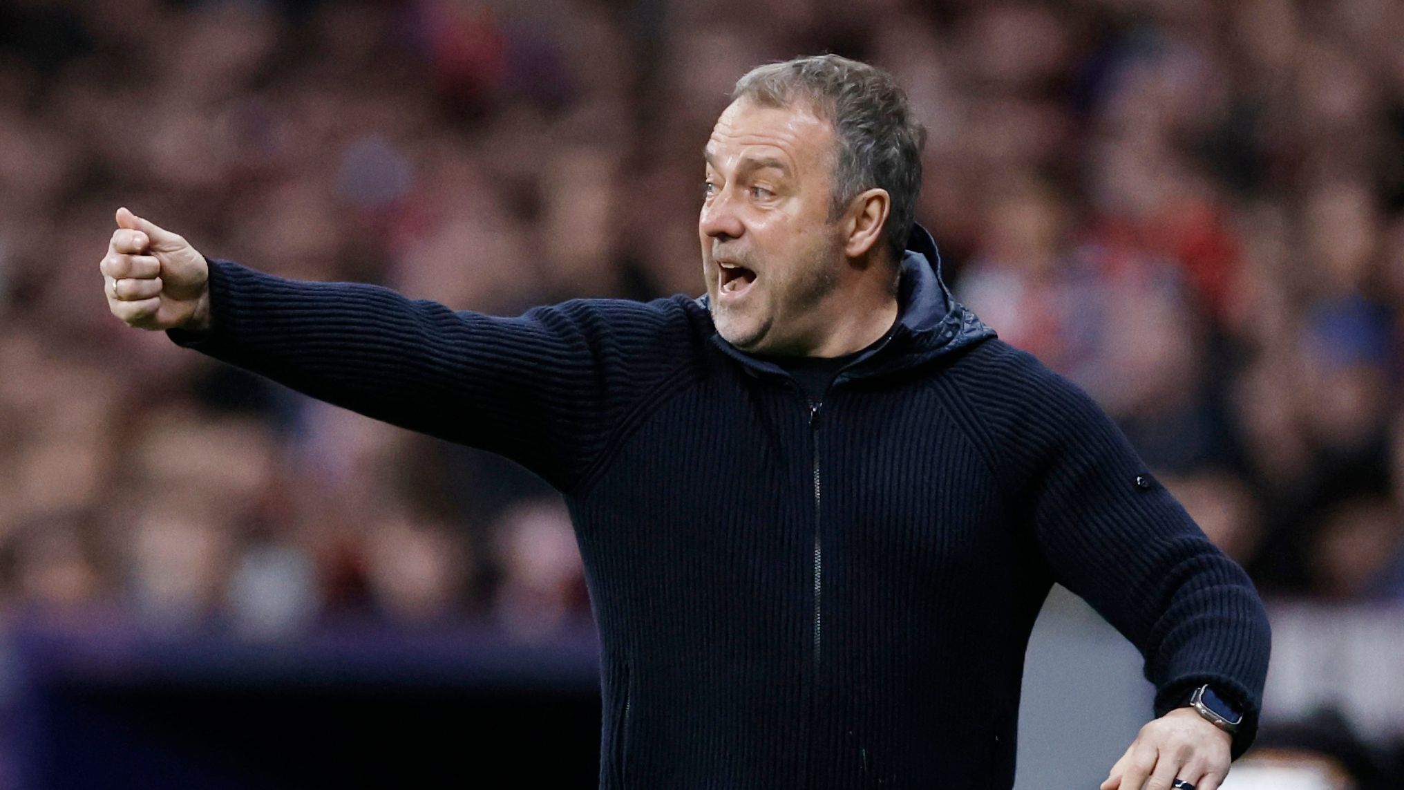 Barcelona UEFA sanctions for fireworks and late entrance in Champions League