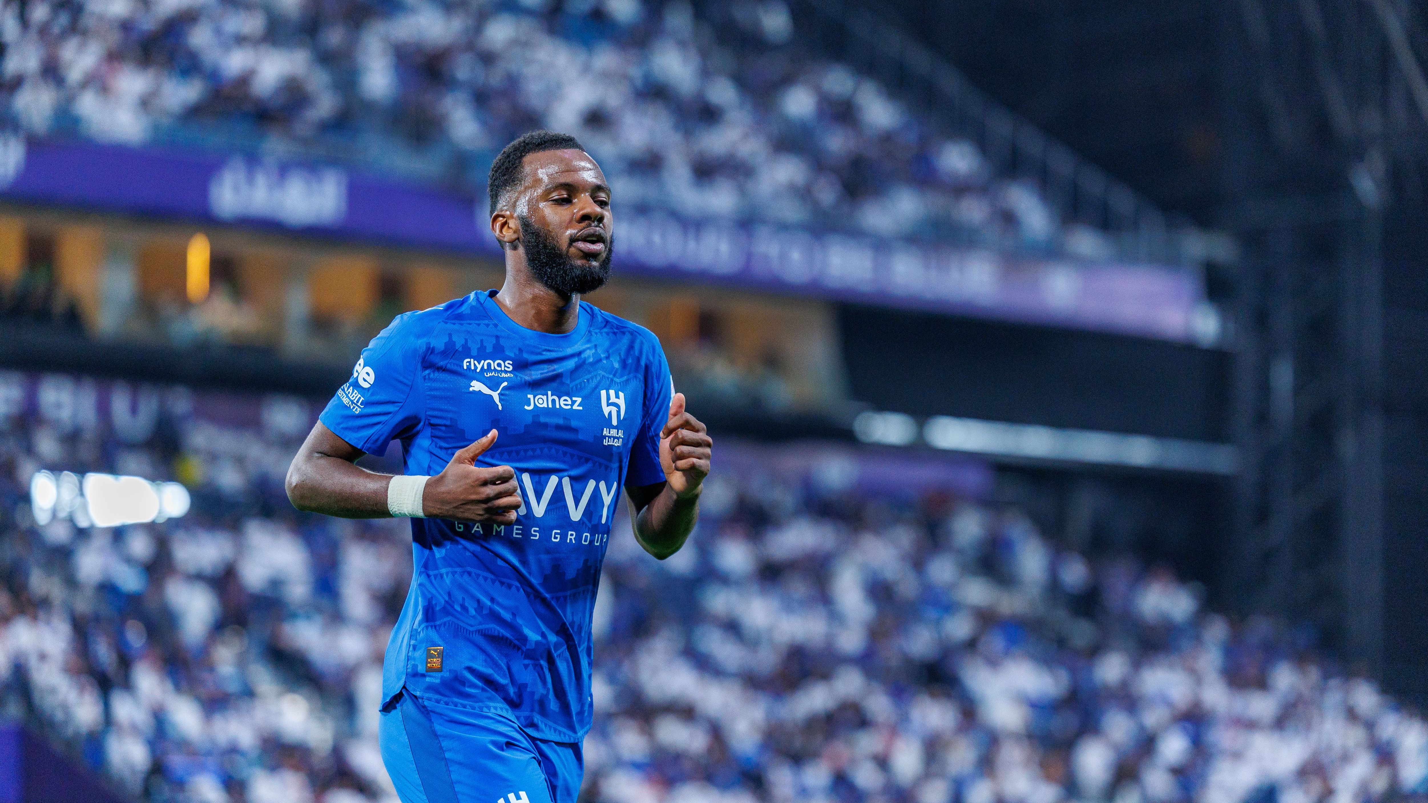 إصابة تمبكتي تهدد الهلال في دوري روشن السعودي خلال مباراة الفتح
