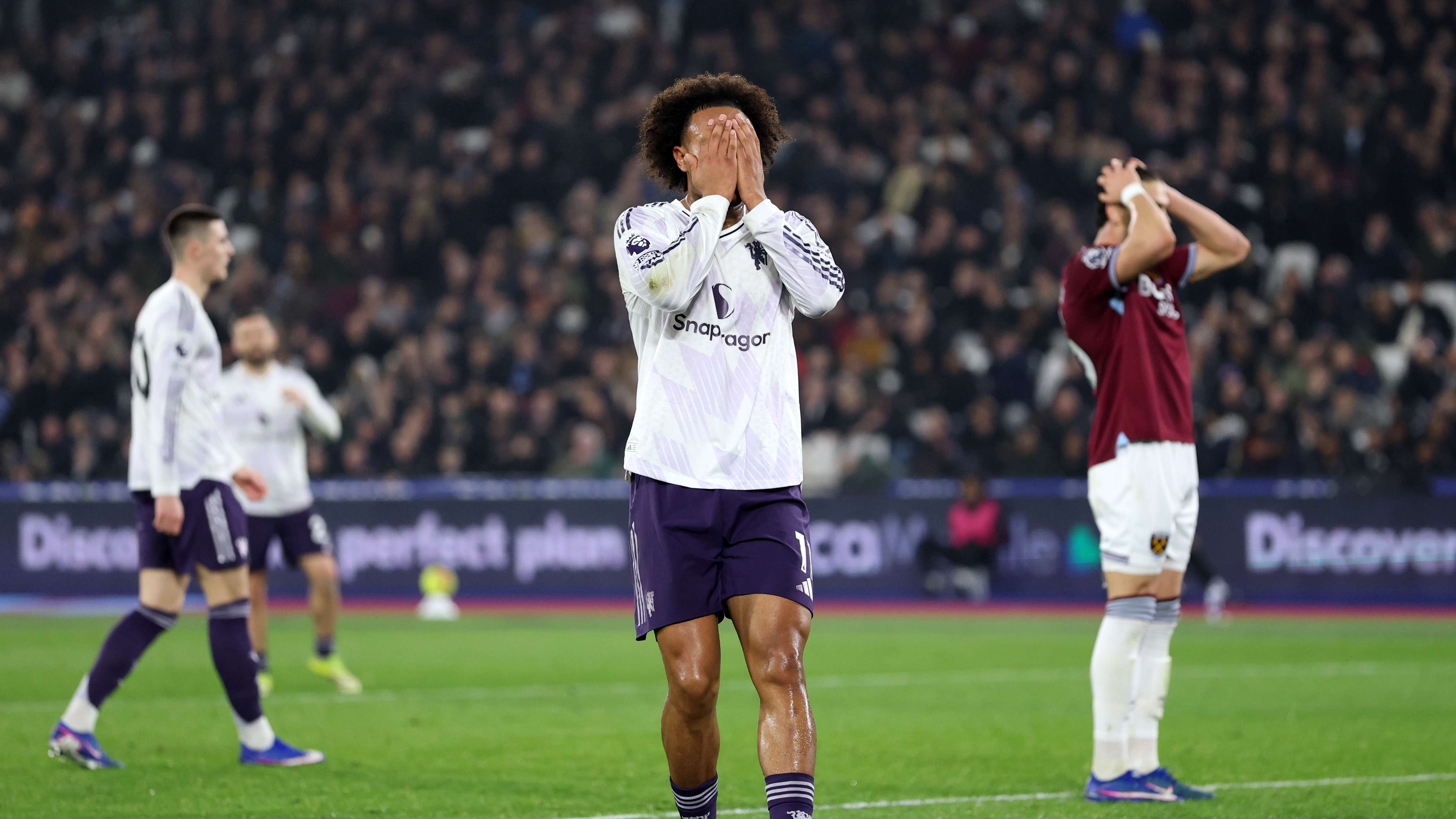 West Ham United v Manchester United - Premier League