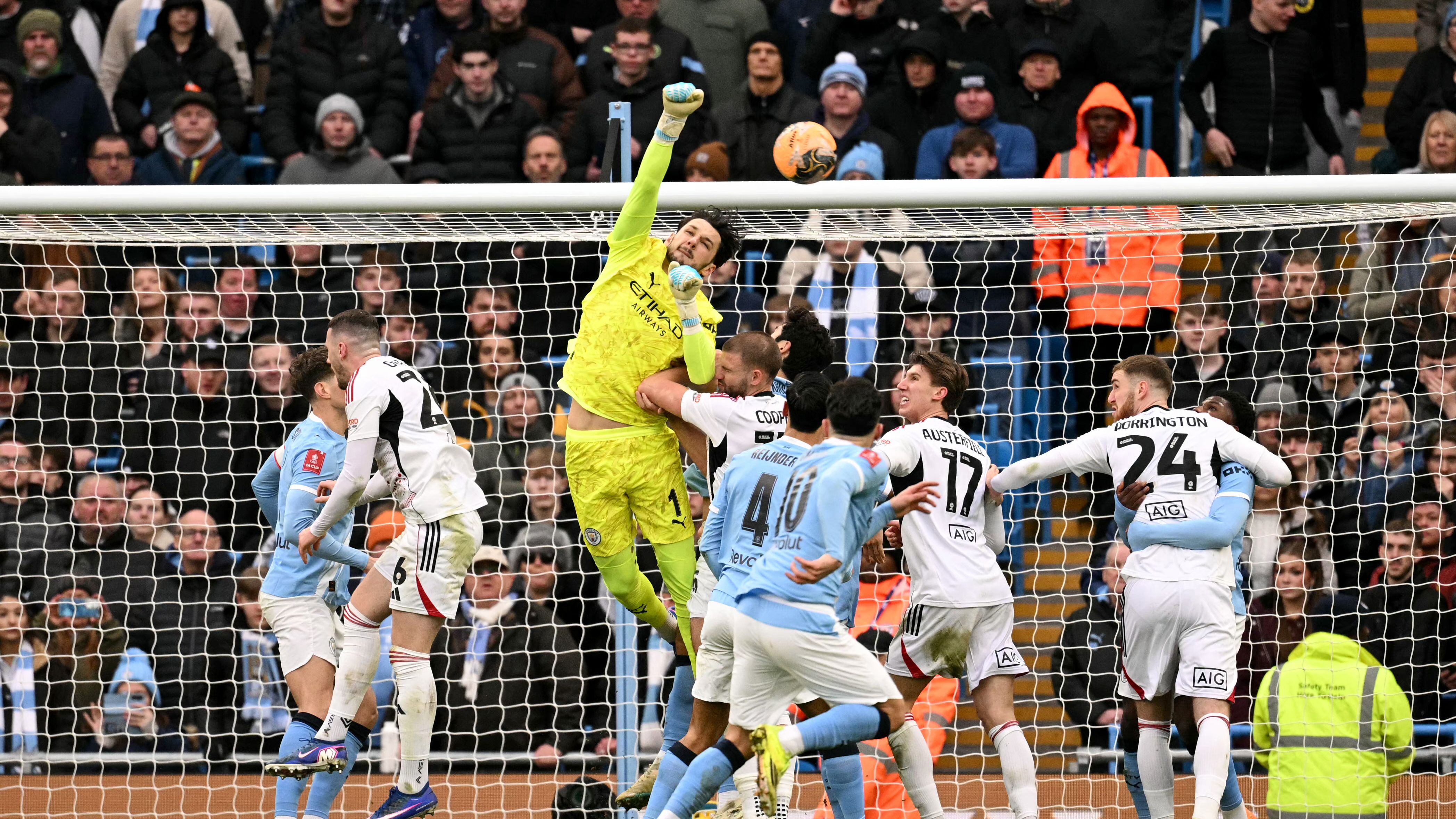 FBL-ENG-FACUP-MAN CITY-SALFORD