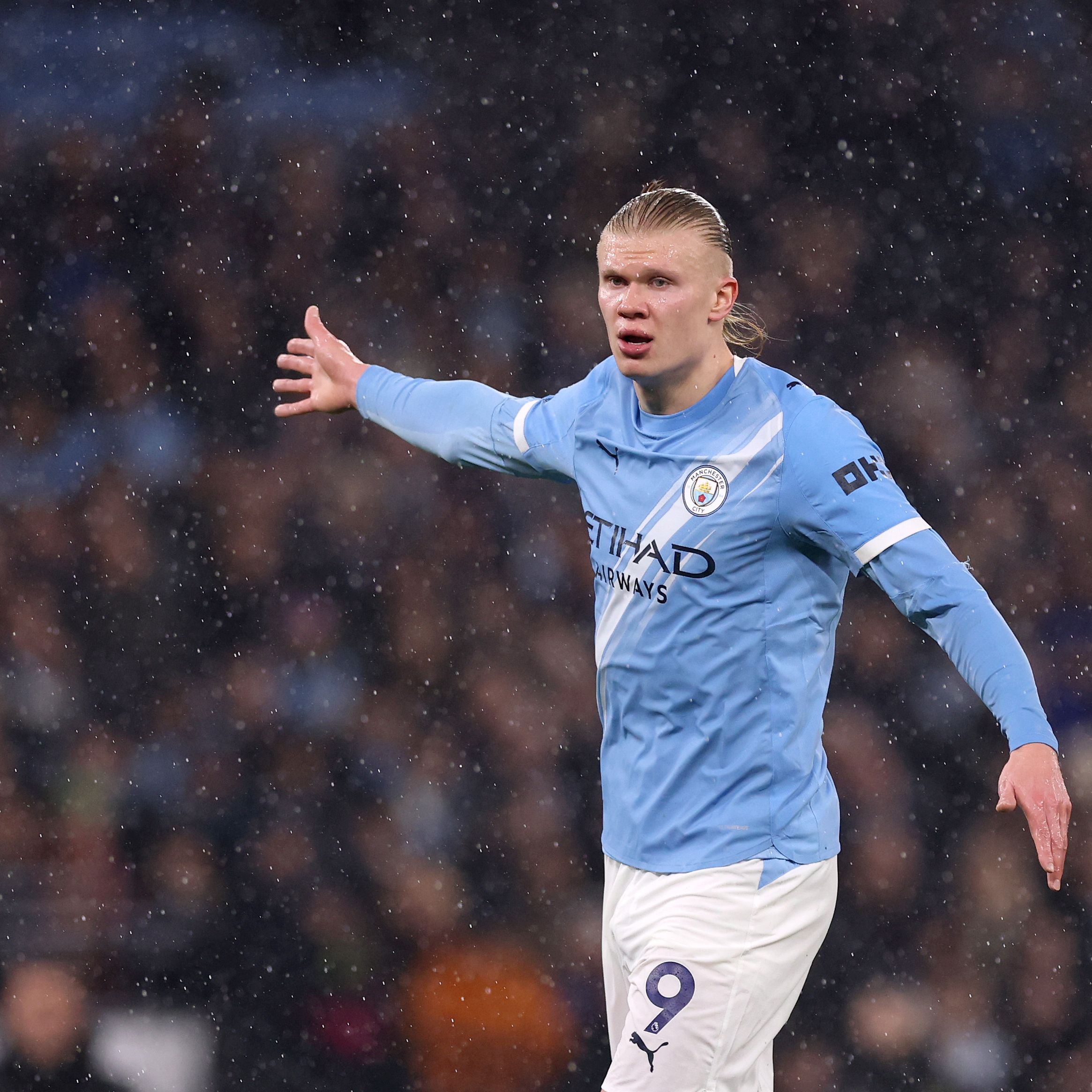 Manchester City v Fulham - Premier League