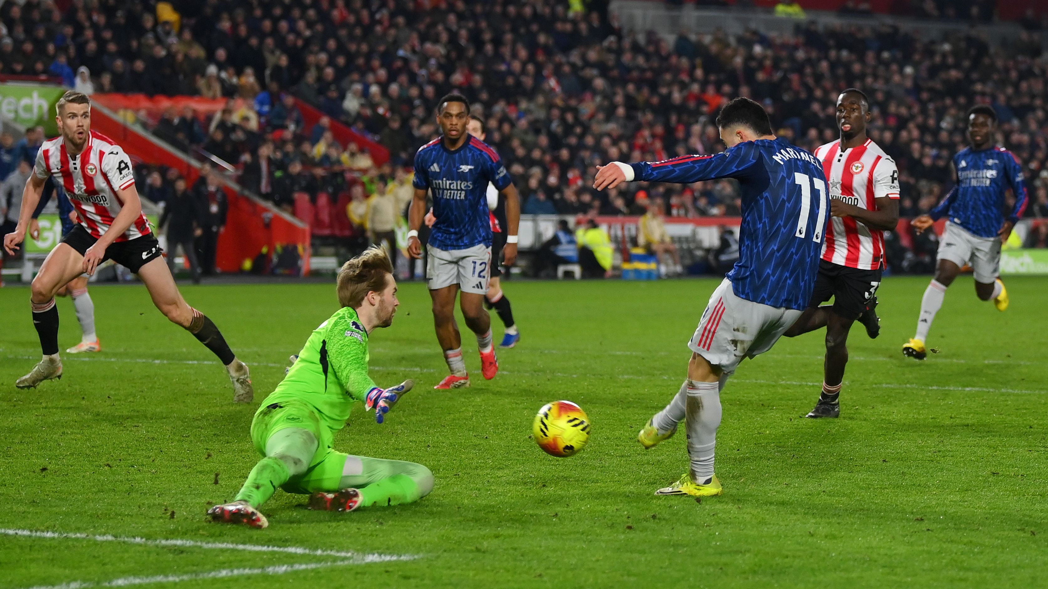 Brentford v Arsenal - Premier League