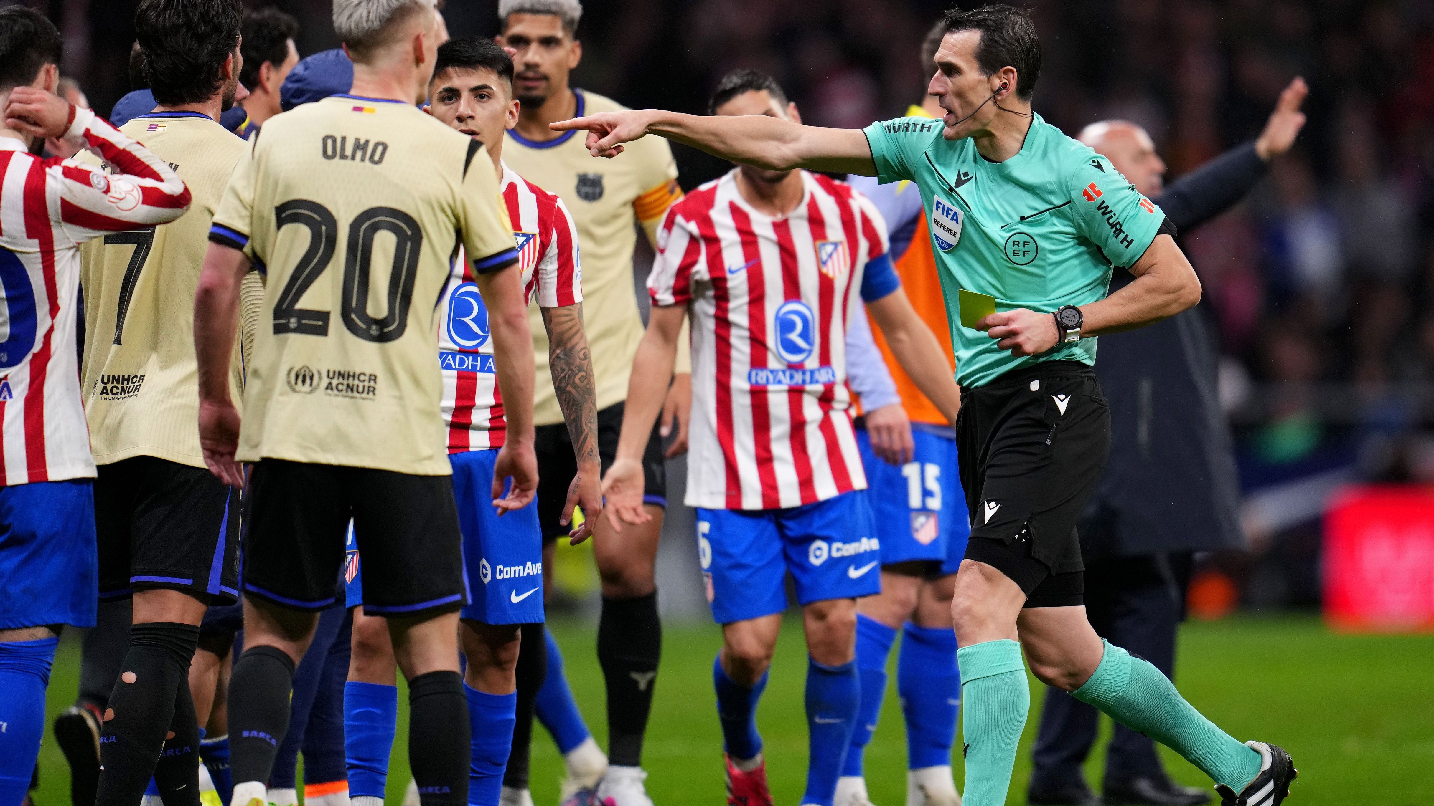 Atletico de Madrid v FC Barcelona - Copa Del Rey